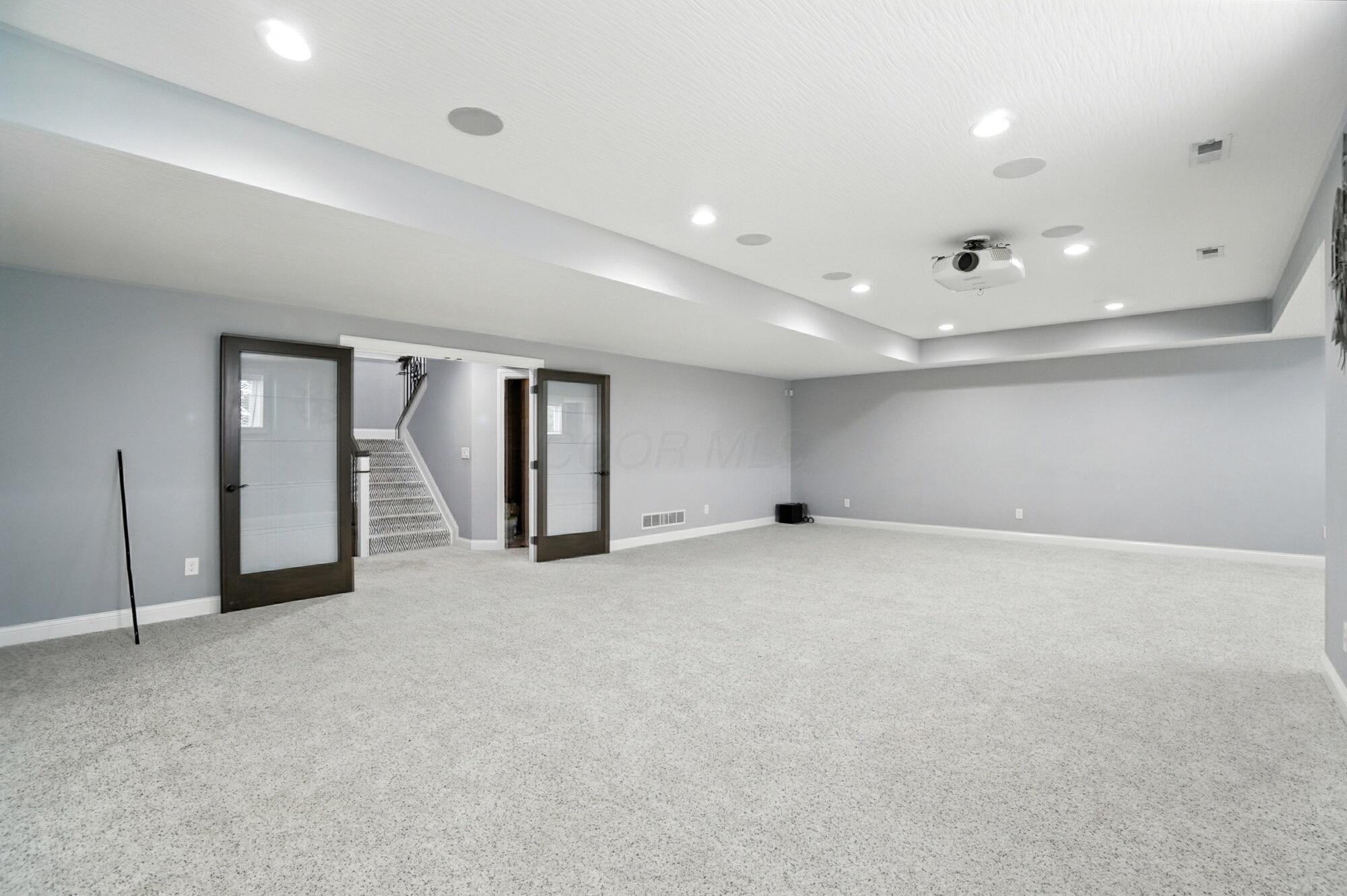 Delaware, Ohio, 43015, United States, 5 Bedrooms Bedrooms, ,7 BathroomsBathrooms,Residential,Active,1910144