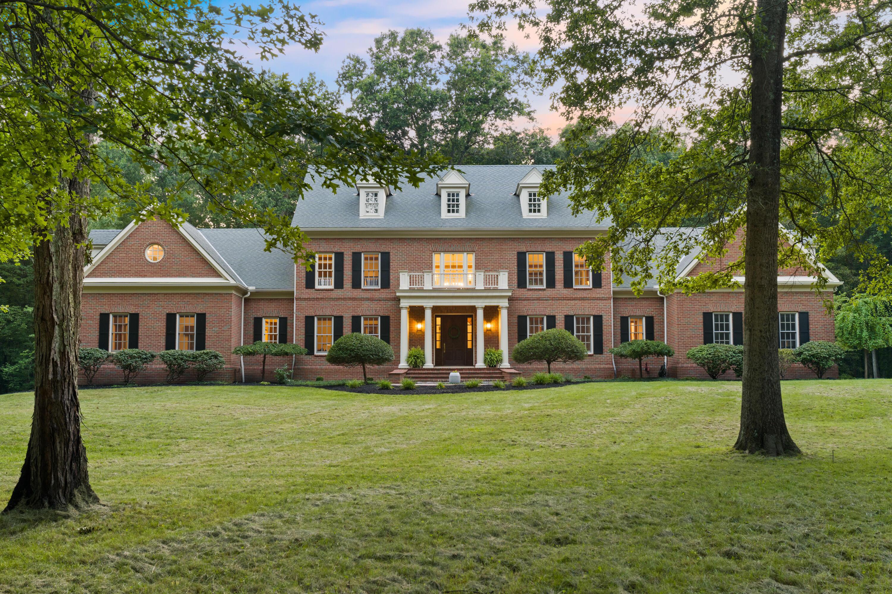 Sunbury, Ohio, 43074, United States, 5 Bedrooms Bedrooms, ,7 BathroomsBathrooms,Residential,Active,1912834