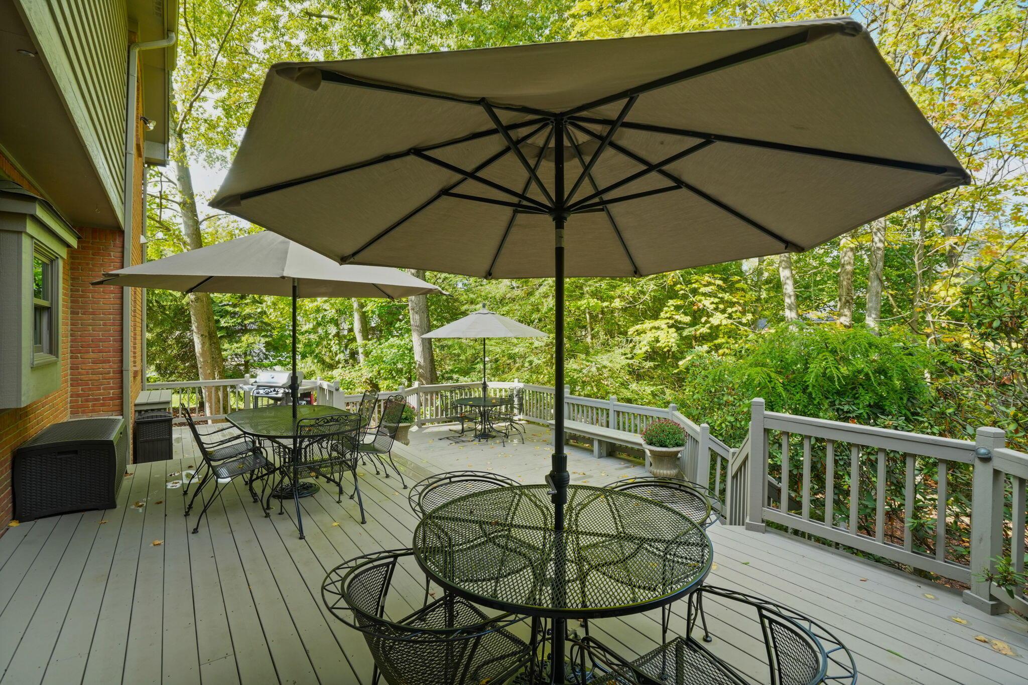 Powell, Ohio, 43065, United States, 5 Bedrooms Bedrooms, ,6 BathroomsBathrooms,Residential,Active,1989786