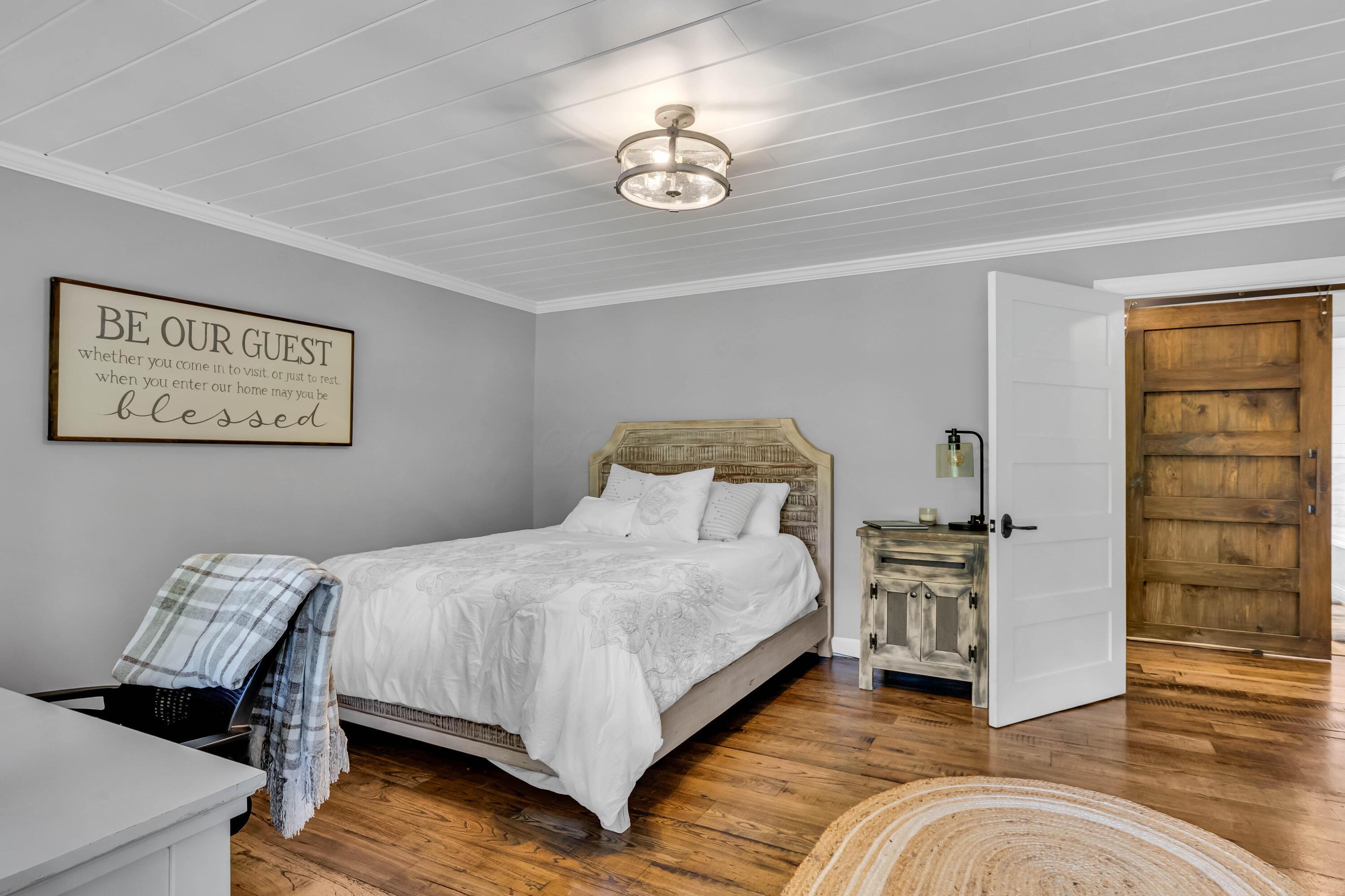 Centerburg, Ohio, 43011, United States, 5 Bedrooms Bedrooms, ,5 BathroomsBathrooms,Residential,Active,1999913