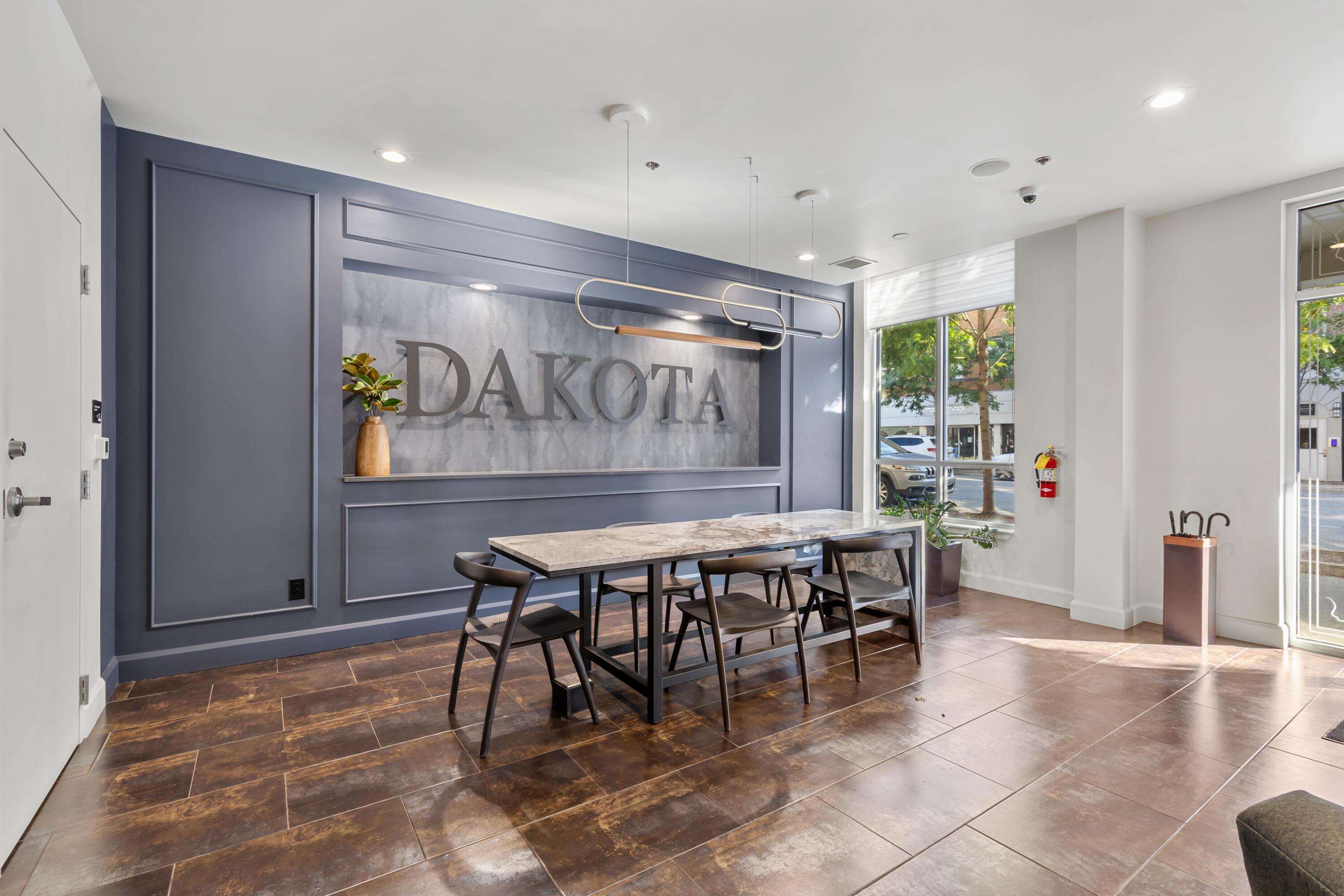 Columbus, Ohio, 43215, United States, 3 Bedrooms Bedrooms, ,4 BathroomsBathrooms,Residential,Active,1954011