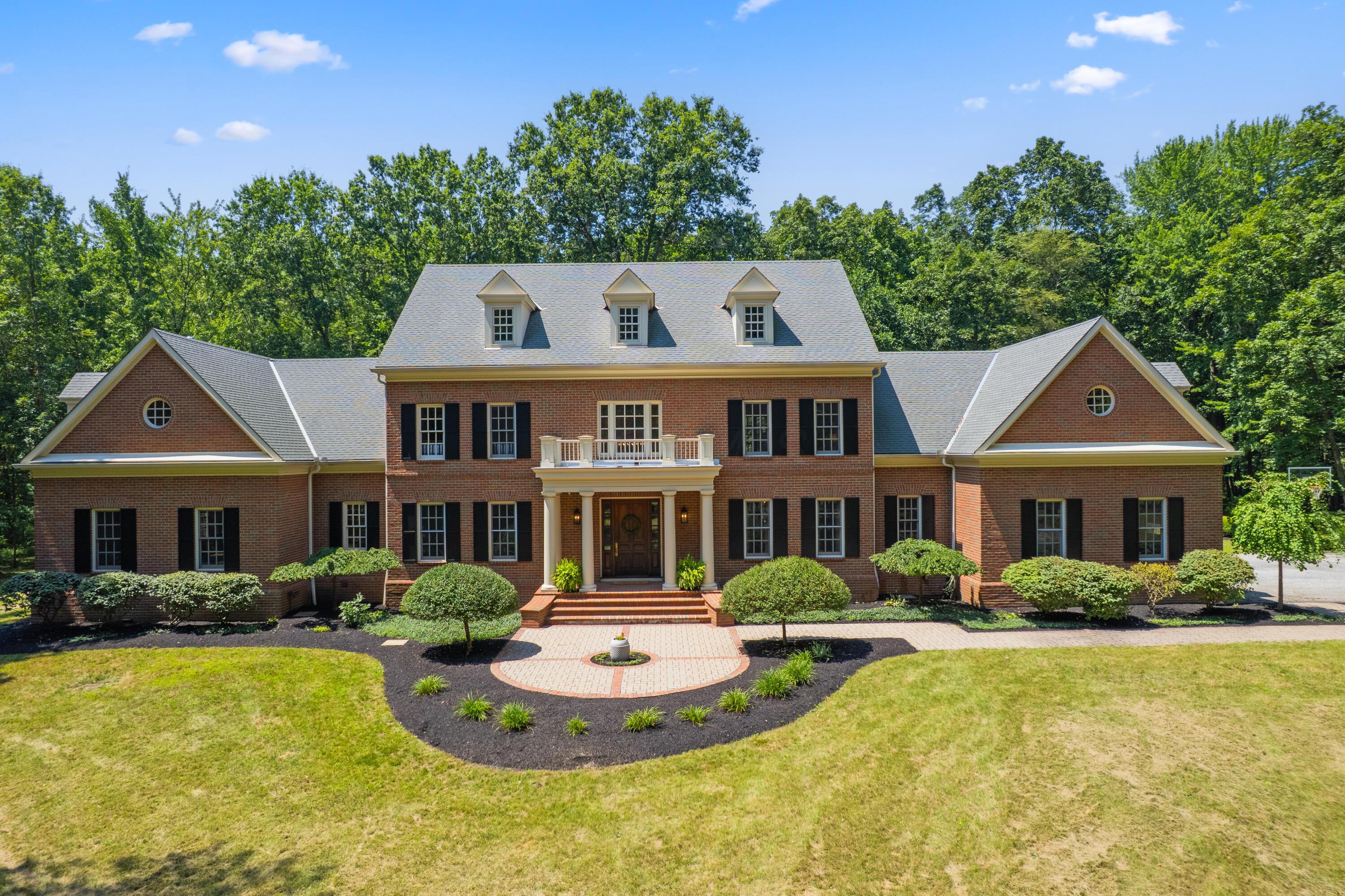 Sunbury, Ohio, 43074, United States, 5 Bedrooms Bedrooms, ,7 BathroomsBathrooms,Residential,Active,1912834