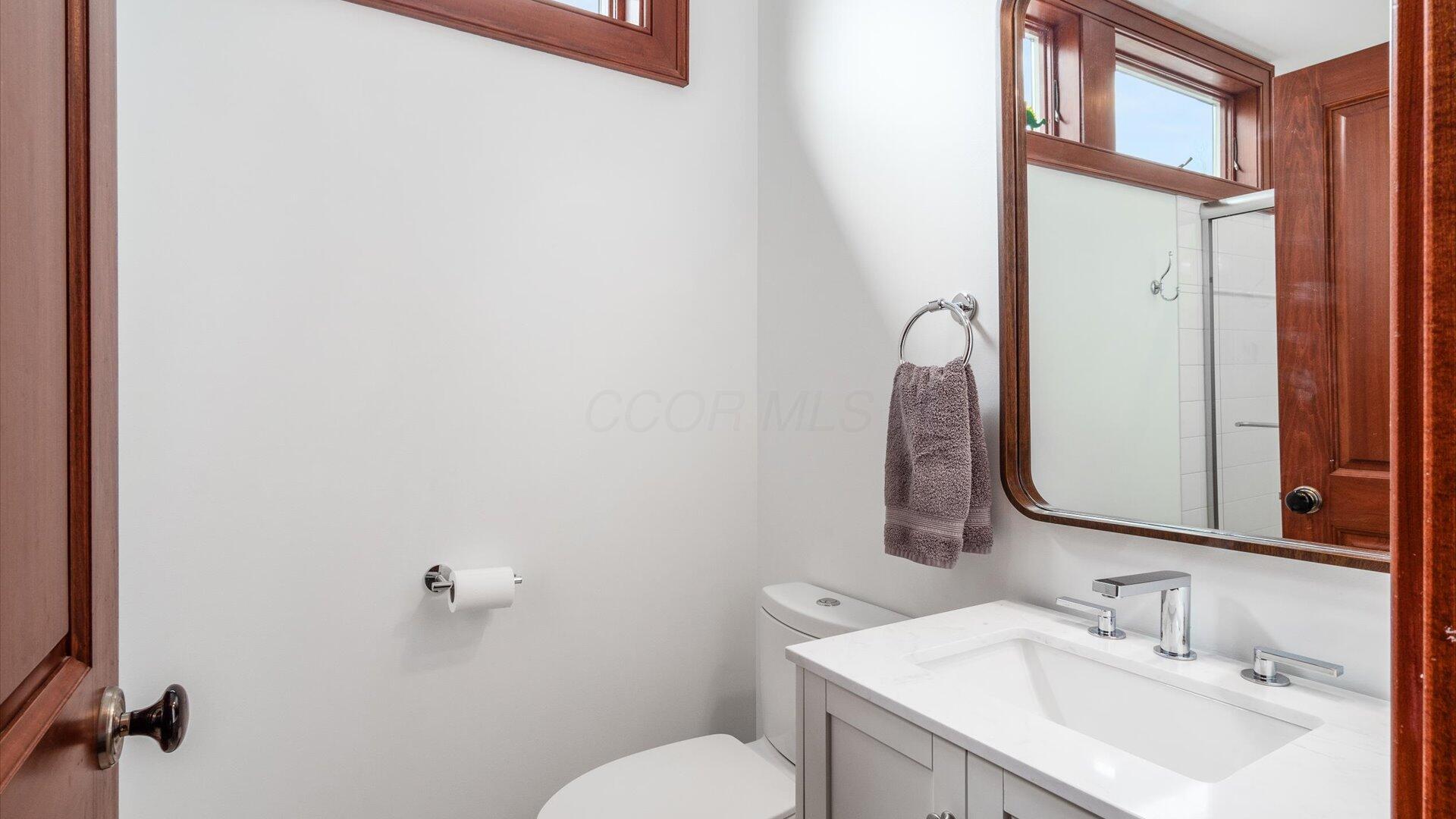 Granville, Ohio, 43023, United States, 4 Bedrooms Bedrooms, ,5 BathroomsBathrooms,Residential,Active,2015467