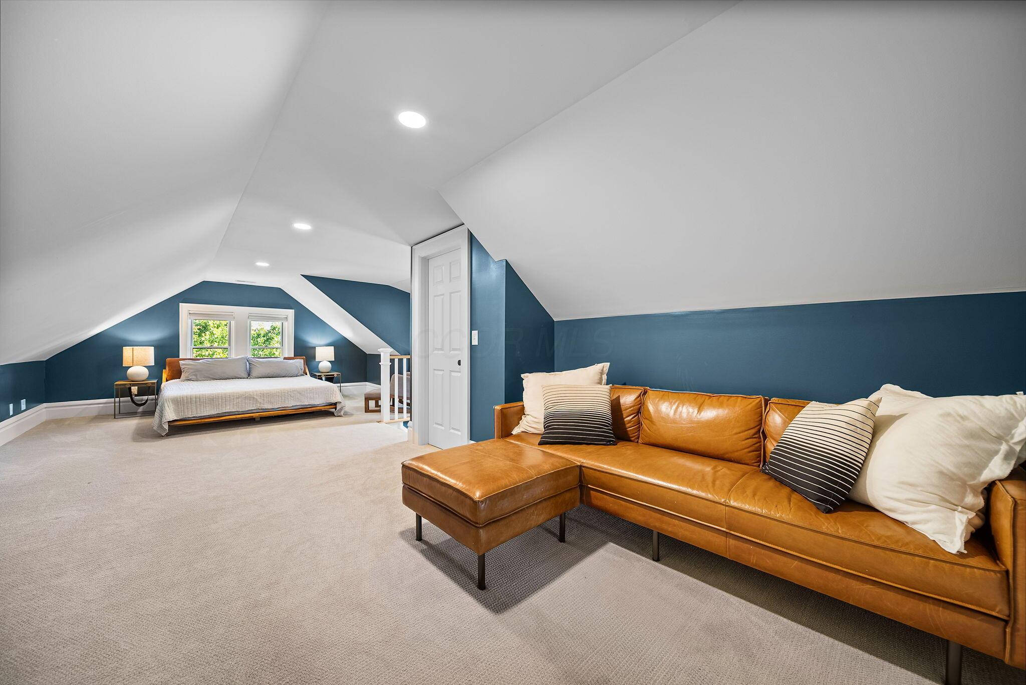 Columbus, Ohio, 43206, United States, 4 Bedrooms Bedrooms, ,4 BathroomsBathrooms,Residential,Active,1929688