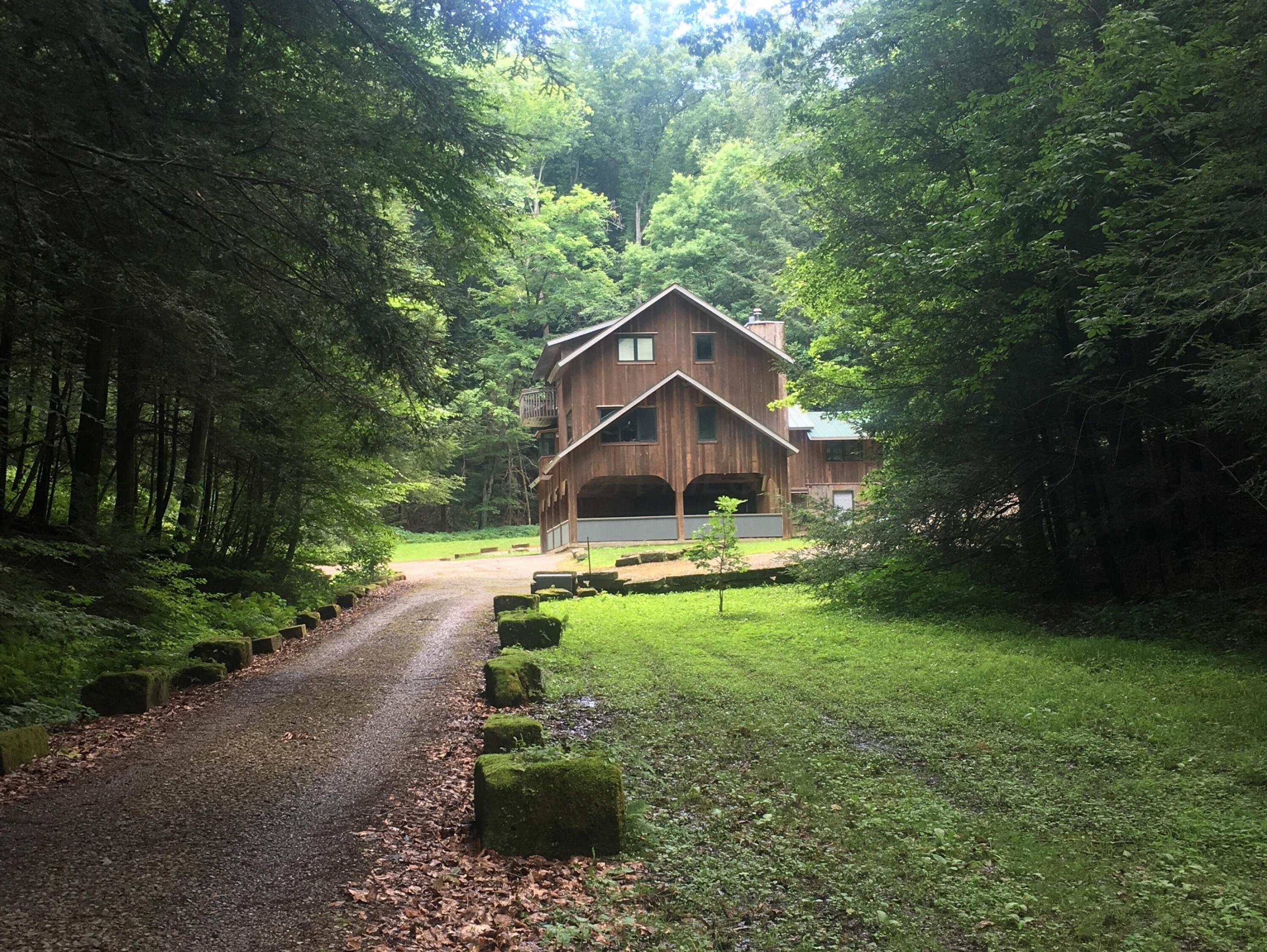Rockbridge, Ohio, 43149, United States, 3 Bedrooms Bedrooms, ,4 BathroomsBathrooms,Residential,Active,1992551