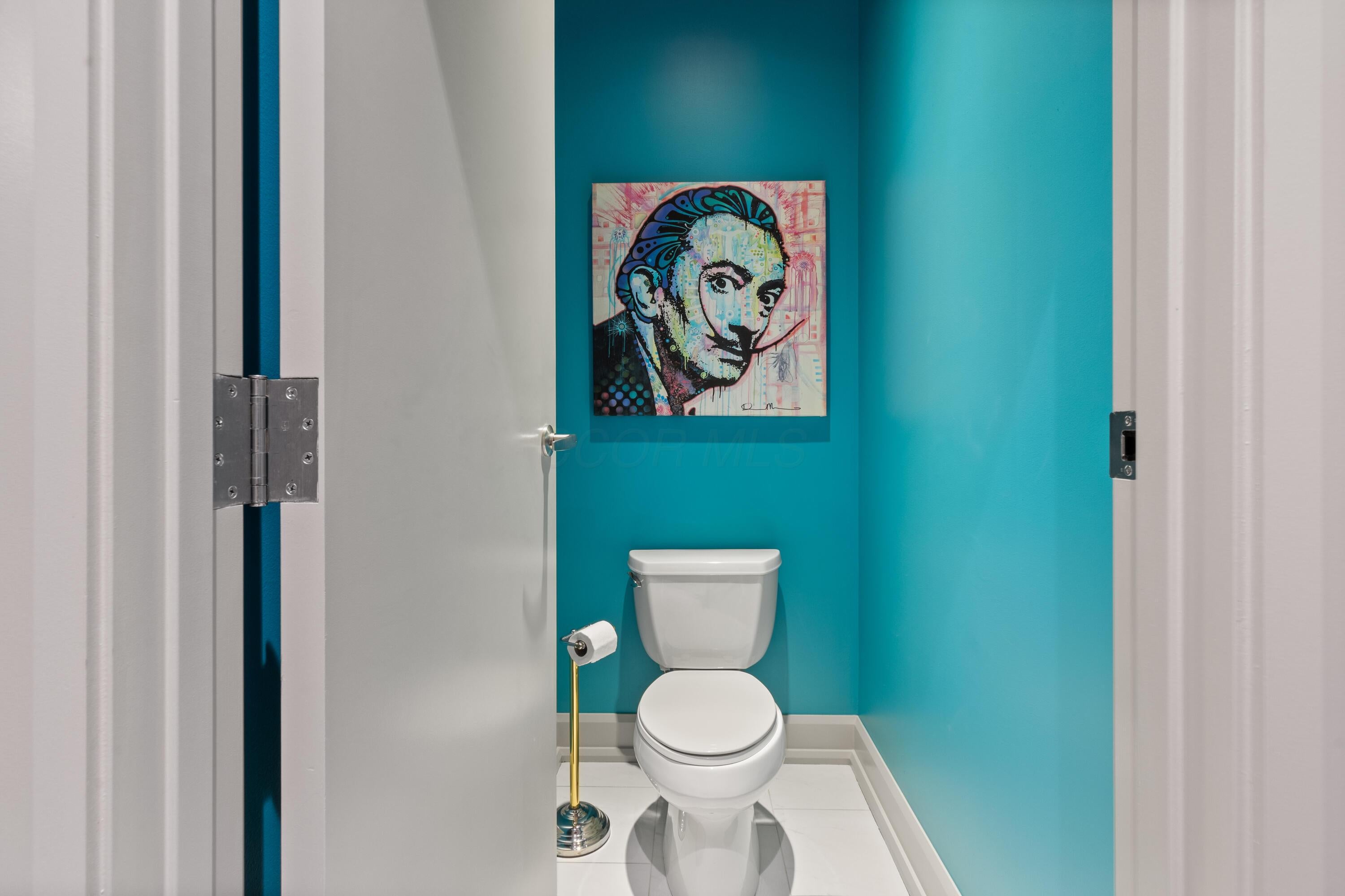 Columbus, Ohio, 43215, United States, 3 Bedrooms Bedrooms, ,4 BathroomsBathrooms,Residential,Active,1954011