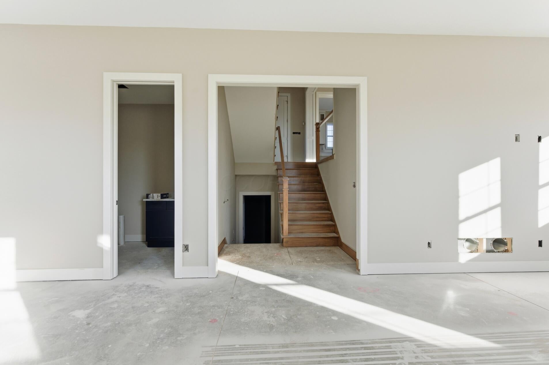 Dublin, Ohio, 43016, United States, 4 Bedrooms Bedrooms, ,5 BathroomsBathrooms,Residential,Active,1945857