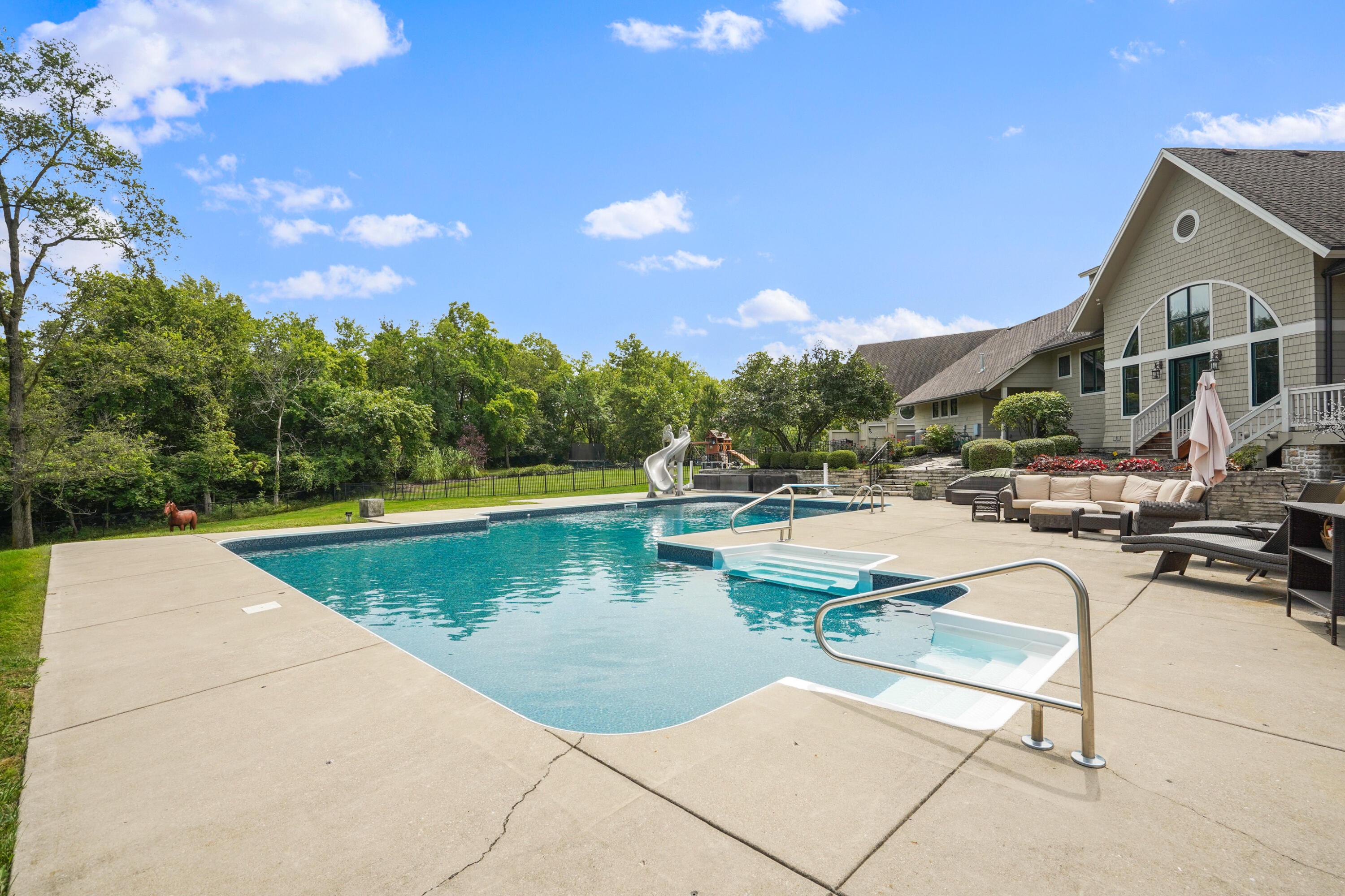 Dublin, Ohio, 43017, United States, 5 Bedrooms Bedrooms, ,6 BathroomsBathrooms,Residential,Active,2007028