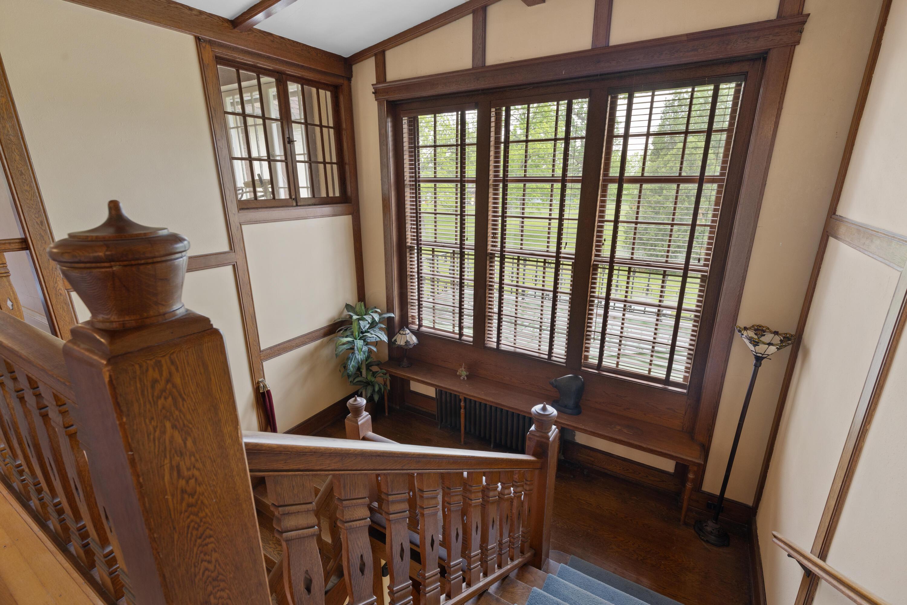 Thornville, Ohio, 43076, United States, 9 Bedrooms Bedrooms, ,7 BathroomsBathrooms,Residential,Active,1821951