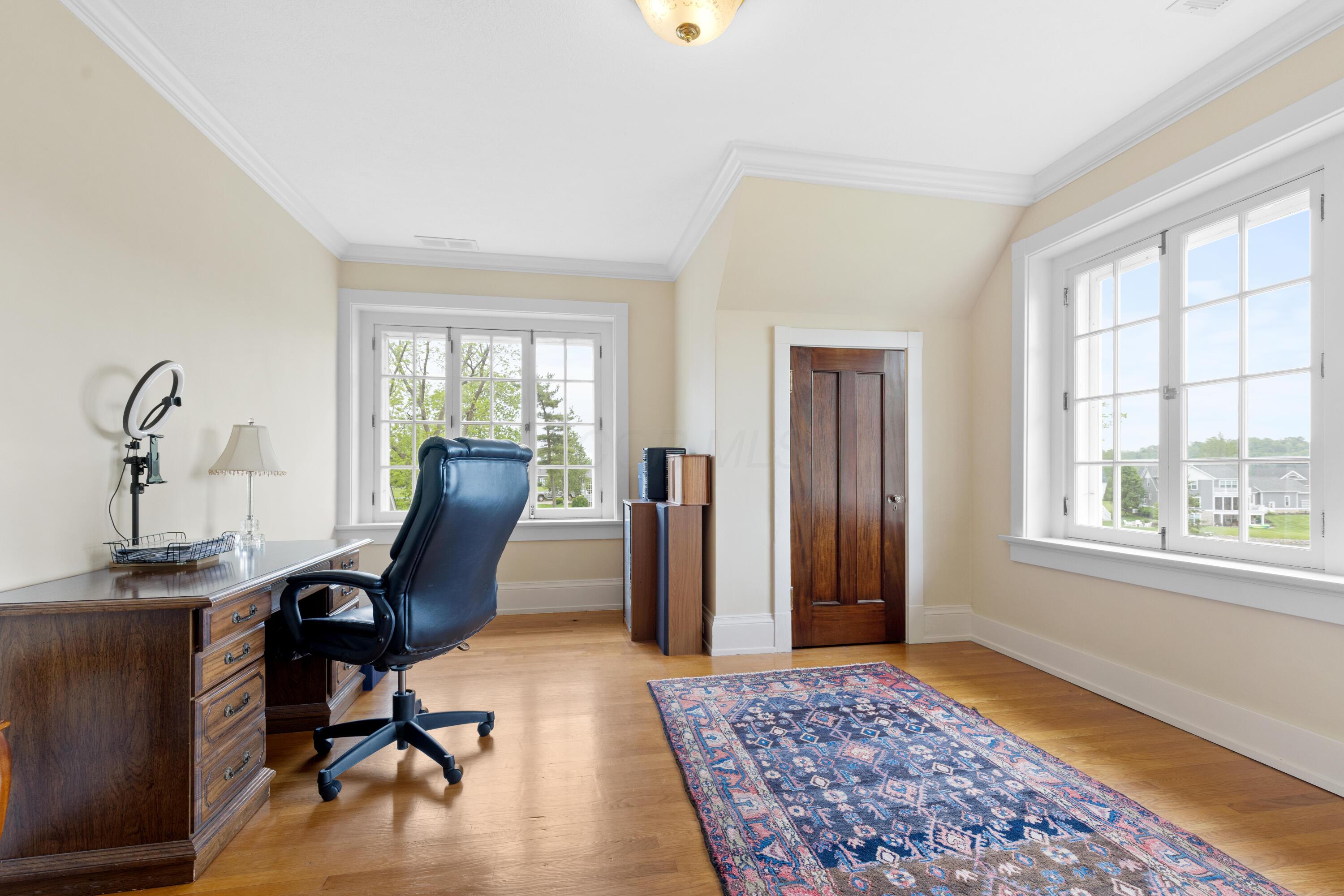 Thornville, Ohio, 43076, United States, 9 Bedrooms Bedrooms, ,7 BathroomsBathrooms,Residential,Active,1821951