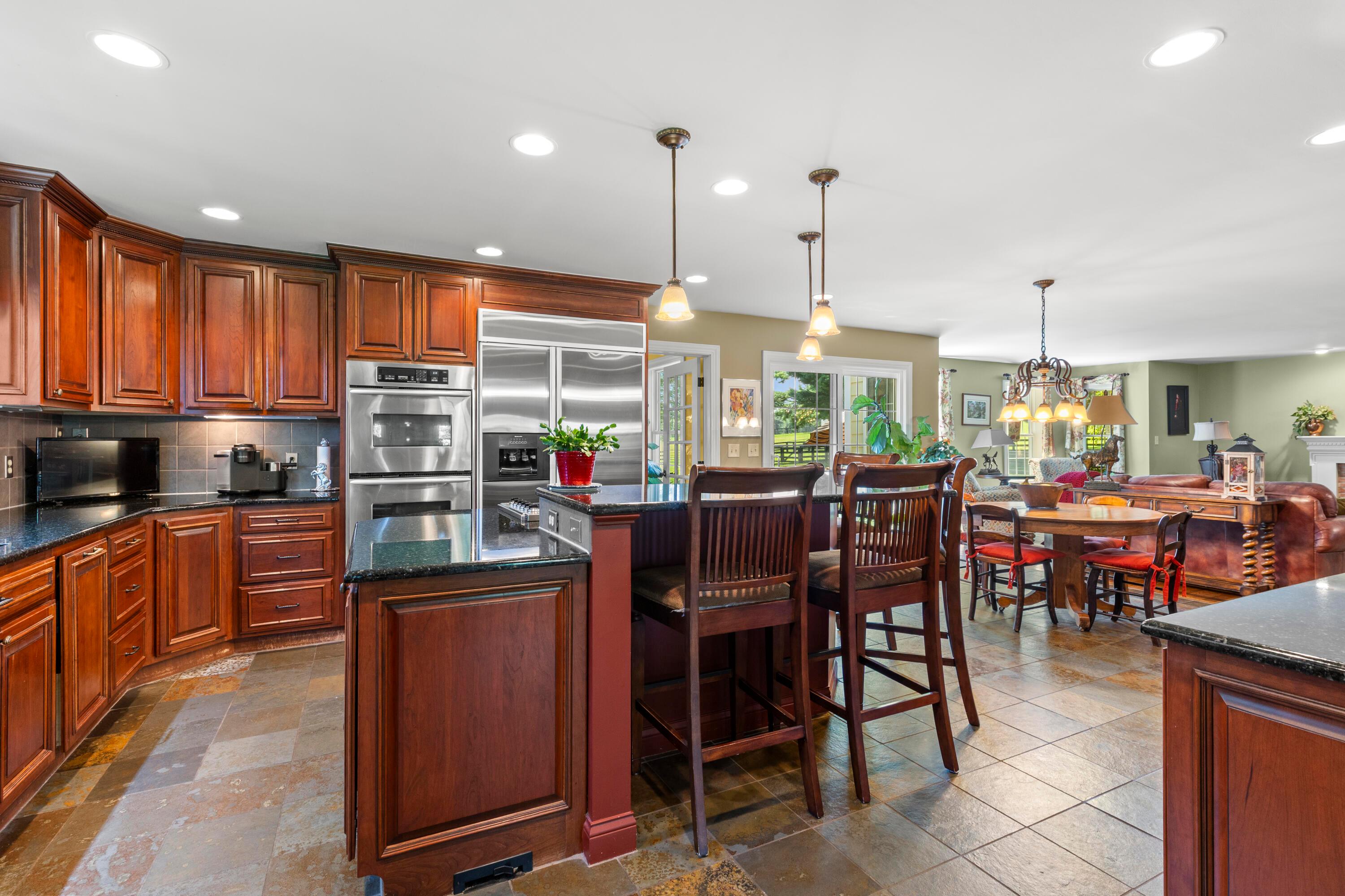 Lancaster, Ohio, 43130, United States, 4 Bedrooms Bedrooms, ,4 BathroomsBathrooms,Residential,Active,1910133