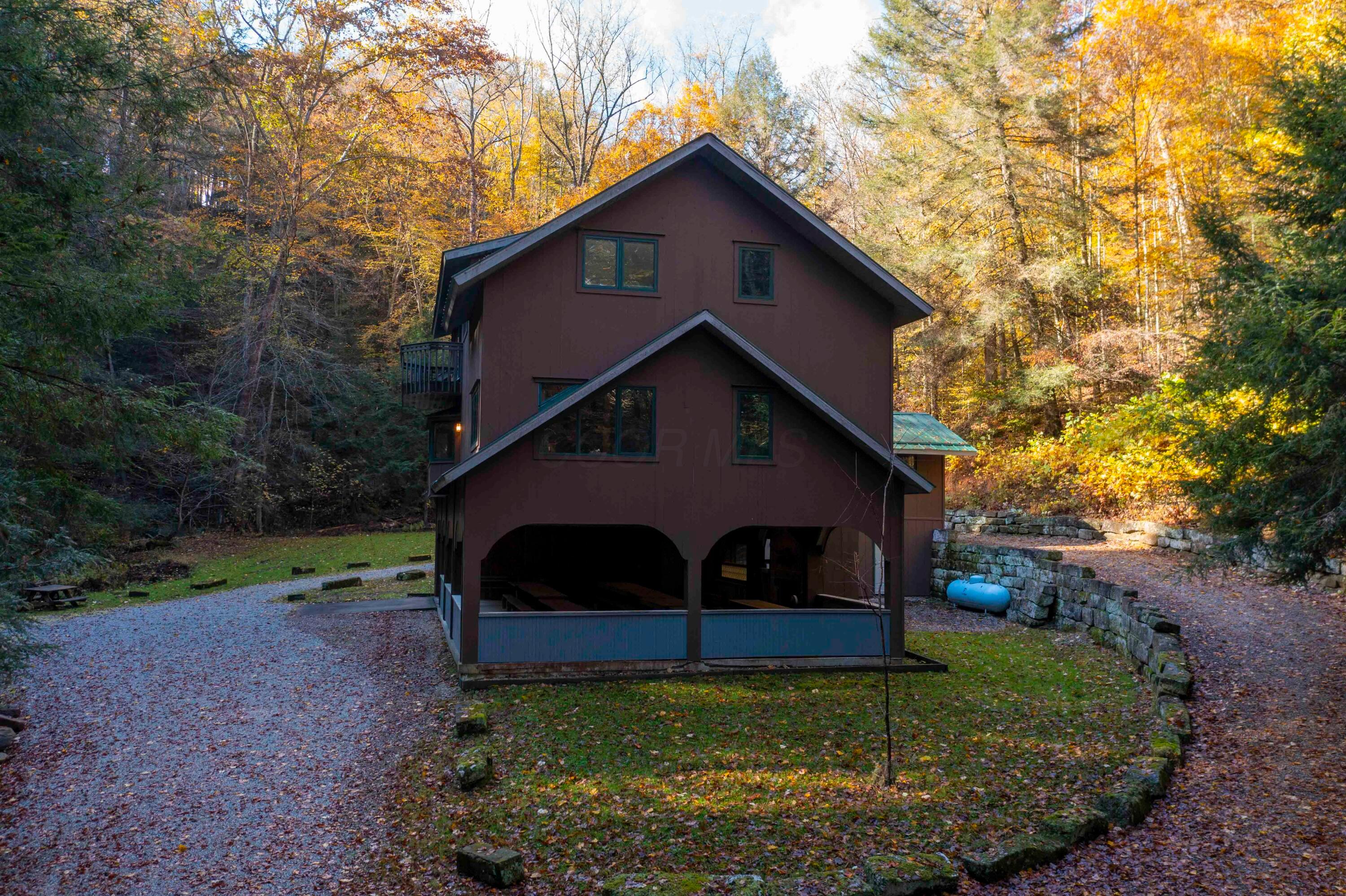 Rockbridge, Ohio, 43149, United States, 3 Bedrooms Bedrooms, ,4 BathroomsBathrooms,Residential,Active,1992551