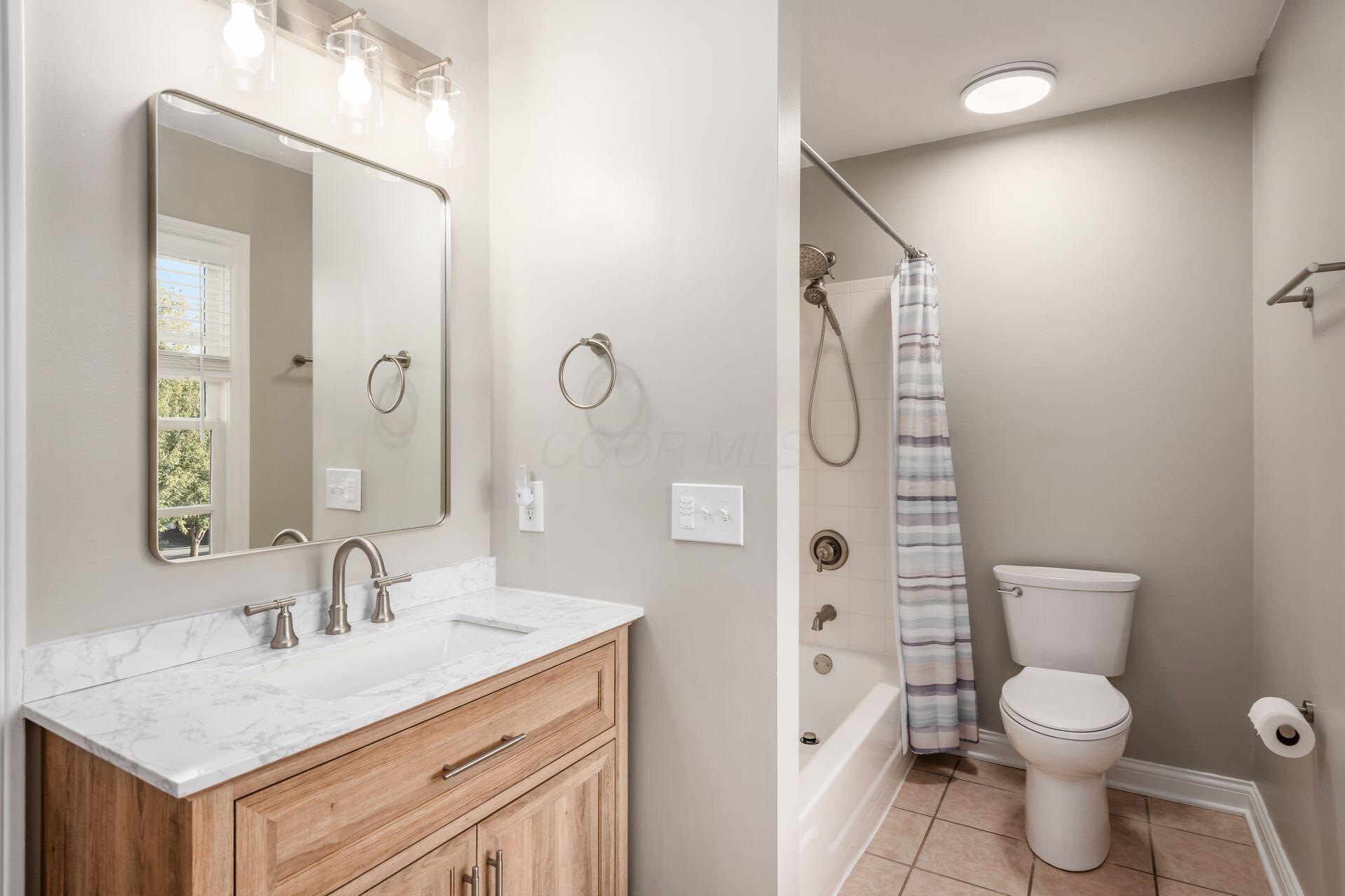 New Albany, Ohio, 43054, United States, 5 Bedrooms Bedrooms, ,5 BathroomsBathrooms,Residential,Active,1944031