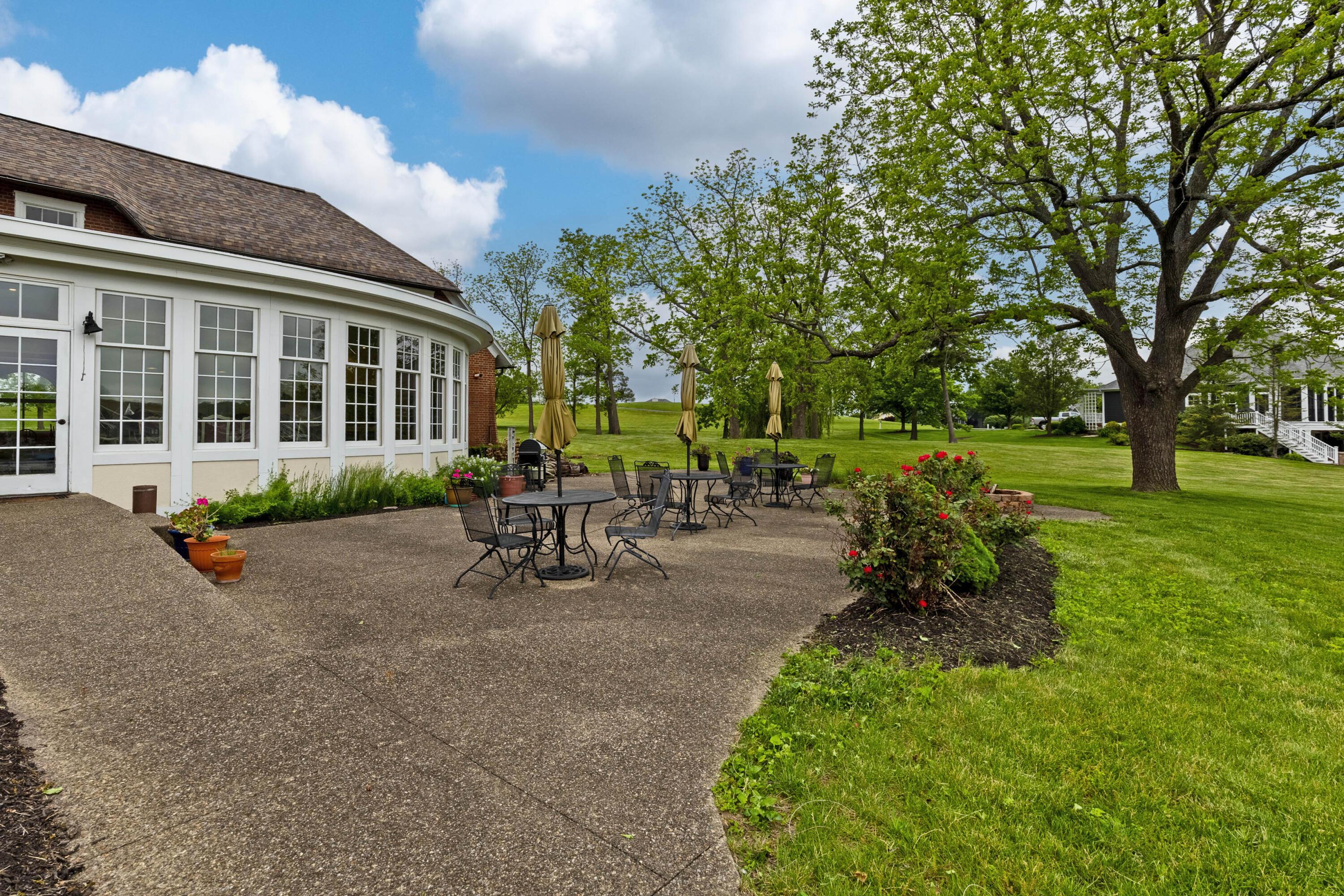 Thornville, Ohio, 43076, United States, 9 Bedrooms Bedrooms, ,7 BathroomsBathrooms,Residential,Active,1821951