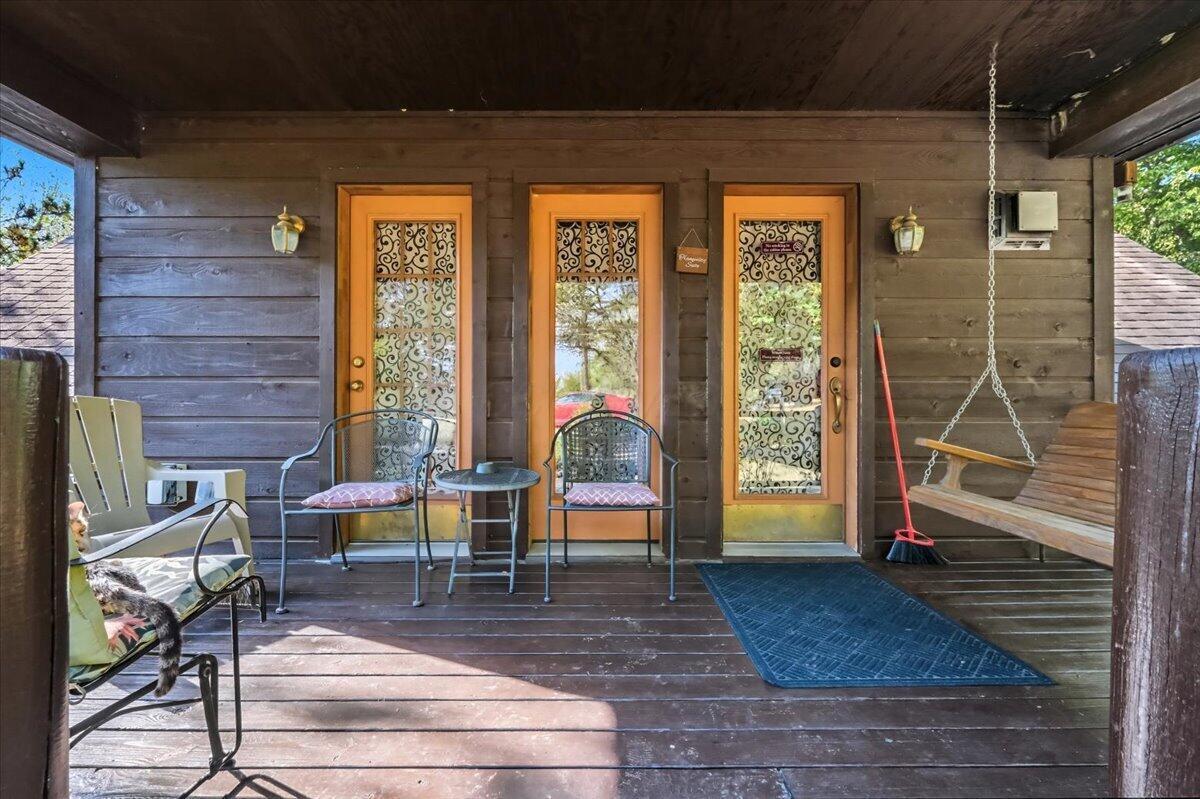 Fredericktown, Ohio, 43019, United States, 8 Bedrooms Bedrooms, ,7 BathroomsBathrooms,Residential,Active,1953994