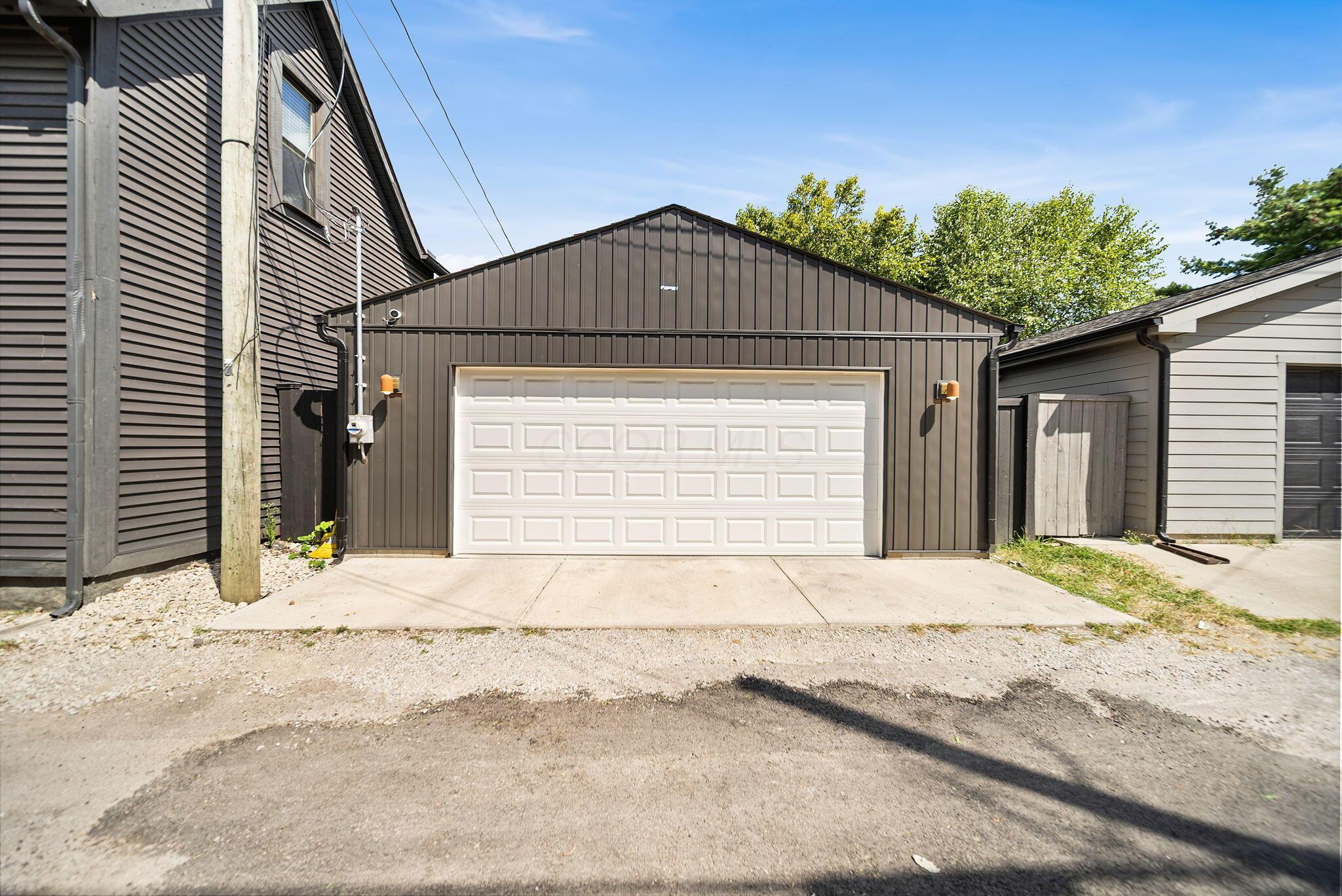 Columbus, Ohio, 43206, United States, 4 Bedrooms Bedrooms, ,4 BathroomsBathrooms,Residential,Active,1929688