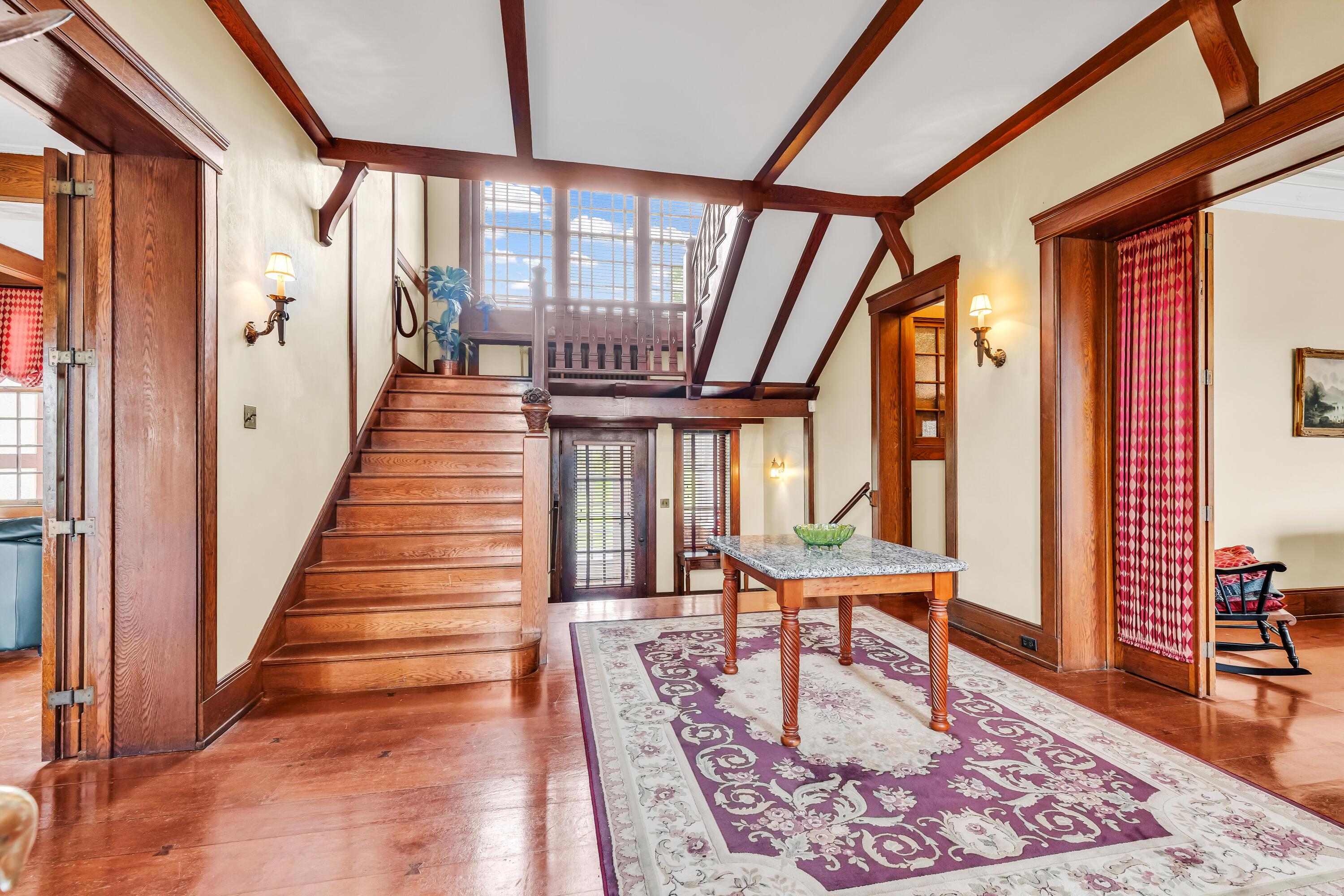 Thornville, Ohio, 43076, United States, 9 Bedrooms Bedrooms, ,7 BathroomsBathrooms,Residential,Active,1821951