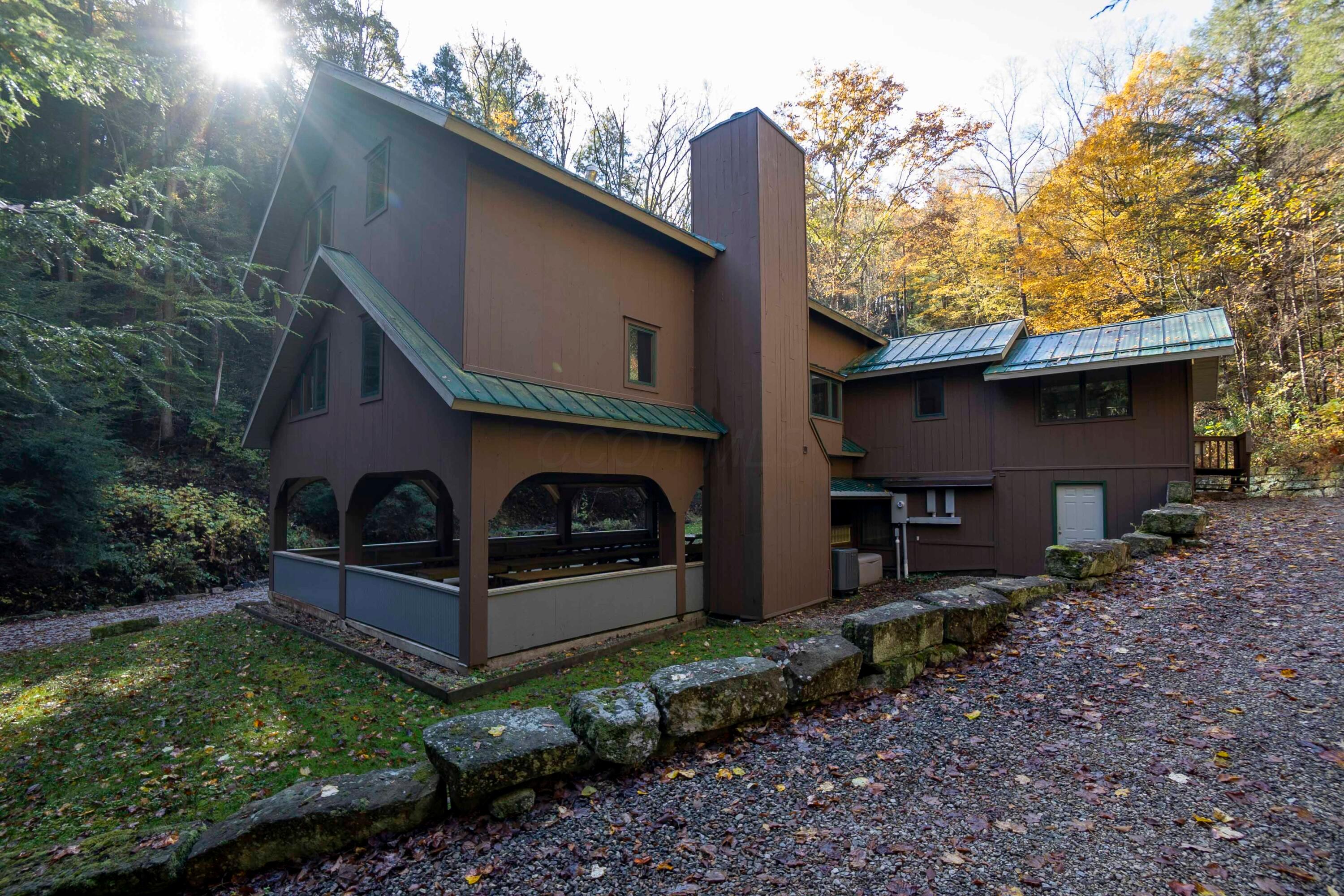 Rockbridge, Ohio, 43149, United States, 3 Bedrooms Bedrooms, ,4 BathroomsBathrooms,Residential,Active,1992551