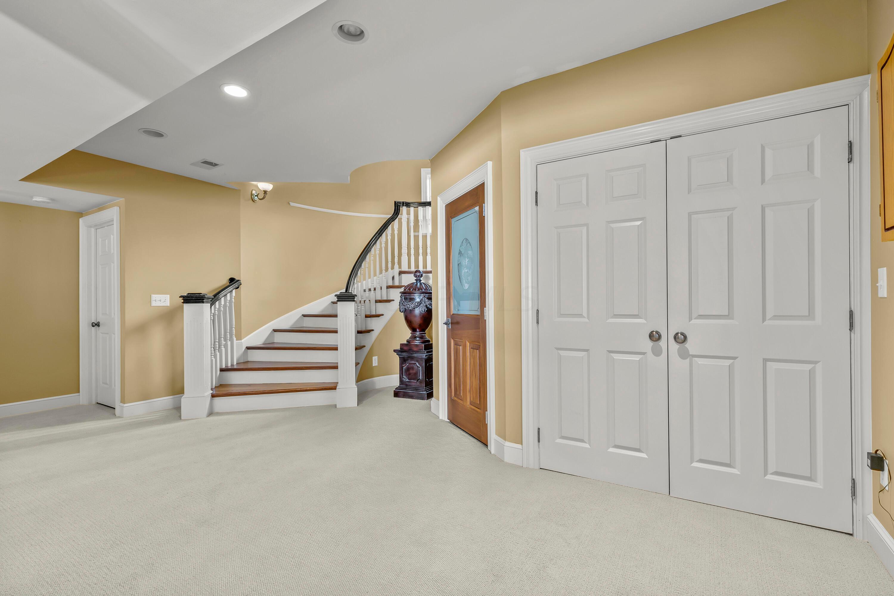 Upper Arlington, Ohio, 43220, United States, 7 Bedrooms Bedrooms, ,7 BathroomsBathrooms,Residential,Active,1748798