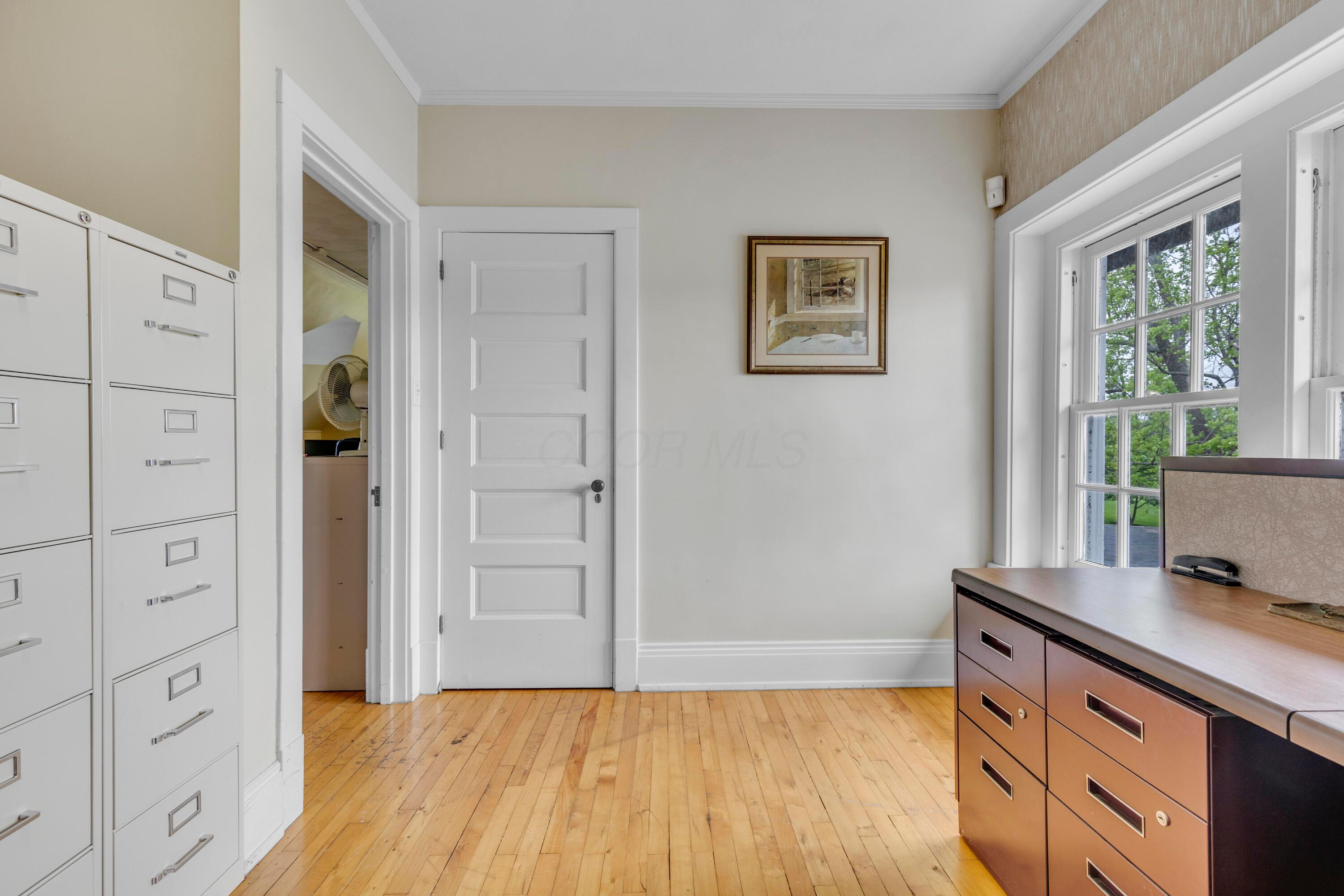 Thornville, Ohio, 43076, United States, 9 Bedrooms Bedrooms, ,7 BathroomsBathrooms,Residential,Active,1821951