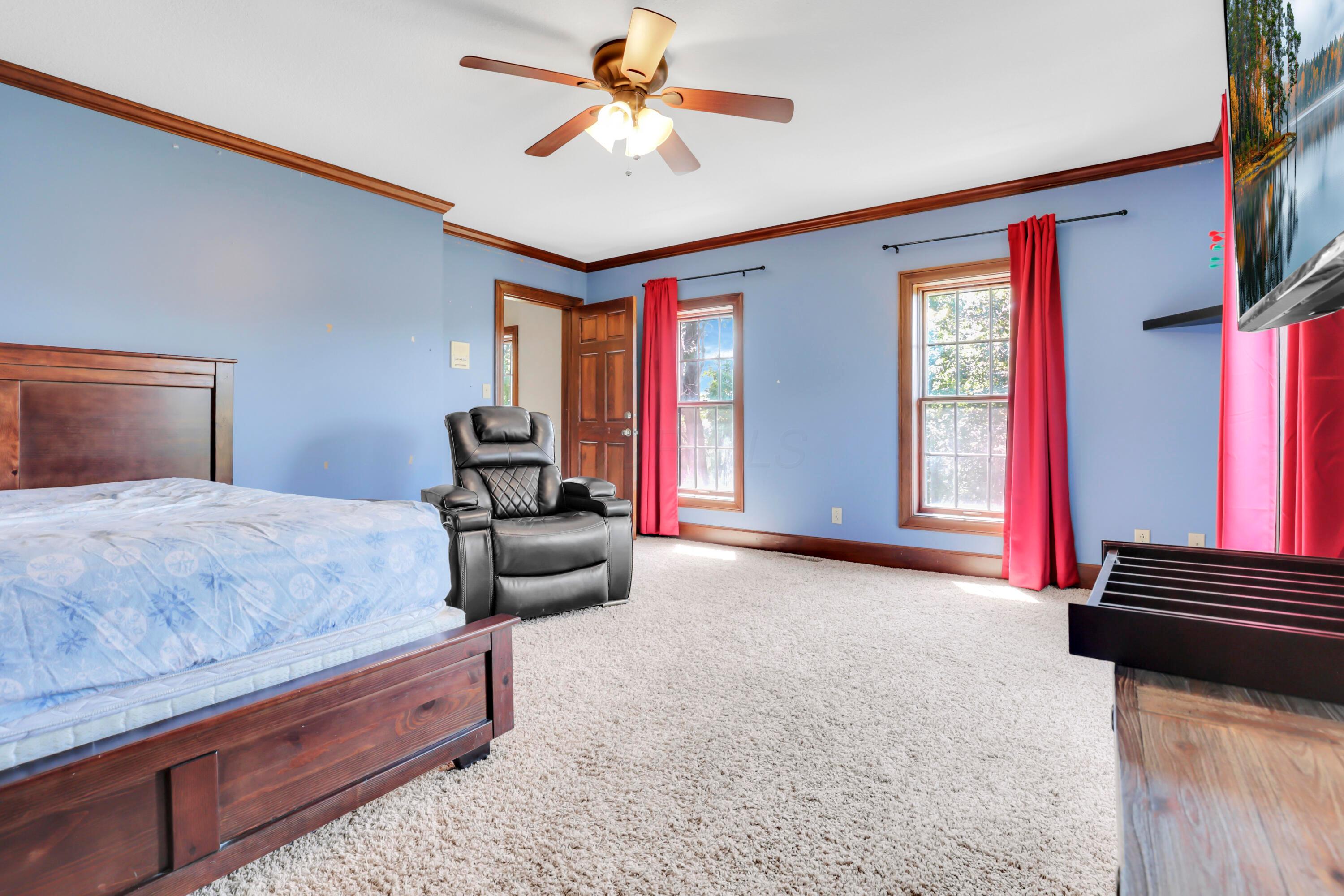 Newark, Ohio, 43055, United States, 5 Bedrooms Bedrooms, ,6 BathroomsBathrooms,Residential,Active,1909629