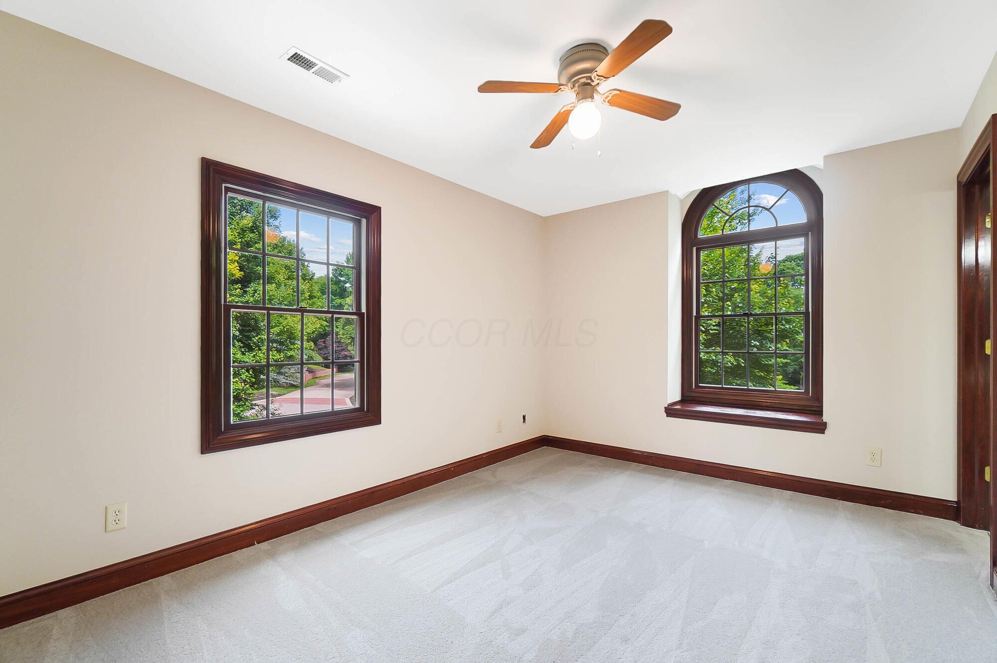 Powell, Ohio, 43065, United States, 5 Bedrooms Bedrooms, ,5 BathroomsBathrooms,Residential,Active,1871632