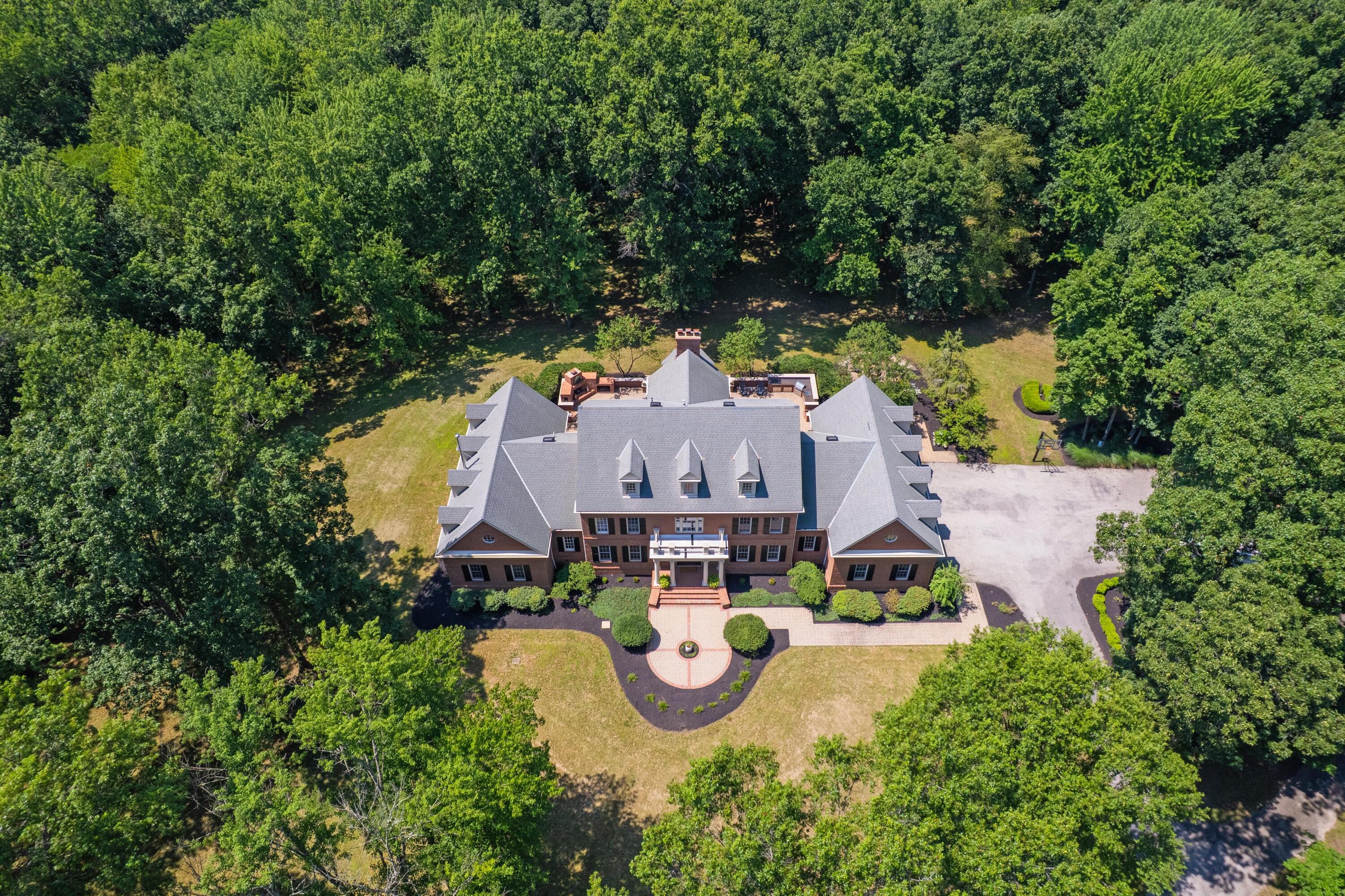 Sunbury, Ohio, 43074, United States, 5 Bedrooms Bedrooms, ,7 BathroomsBathrooms,Residential,Active,1912834