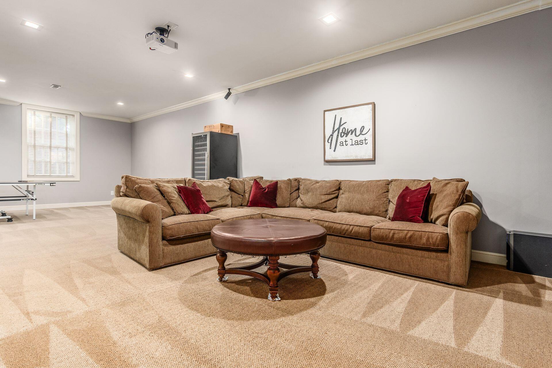 New Albany, Ohio, 43054, United States, 5 Bedrooms Bedrooms, ,6 BathroomsBathrooms,Residential,Active,1944097