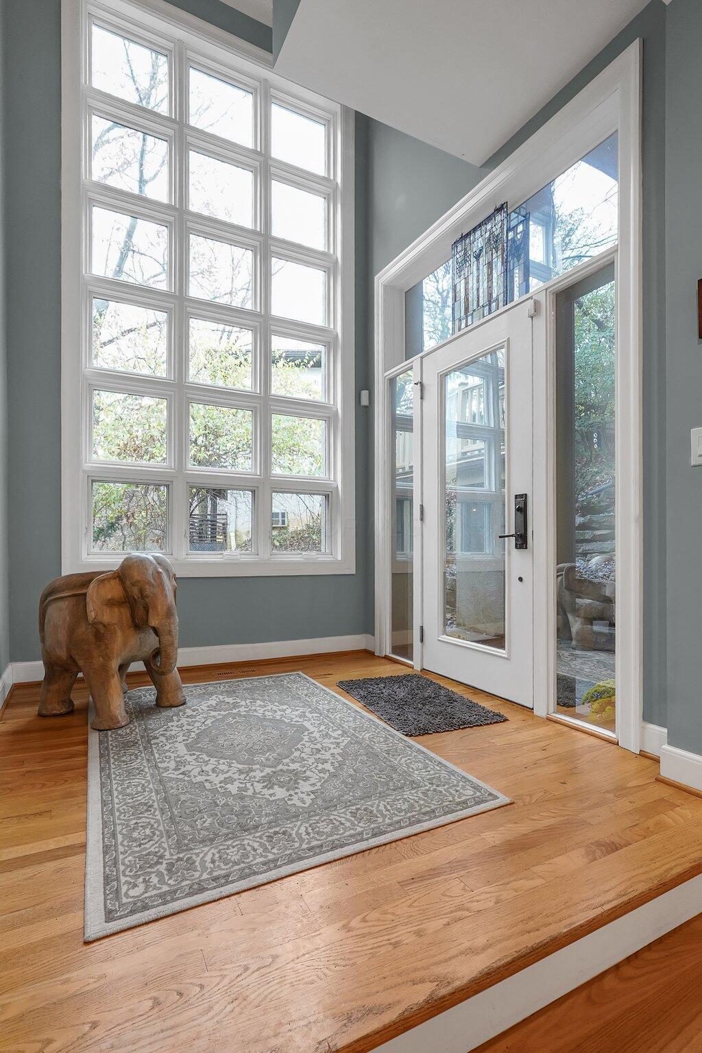 Columbus, Ohio, 43202, United States, 4 Bedrooms Bedrooms, ,4 BathroomsBathrooms,Residential,Active,1748765