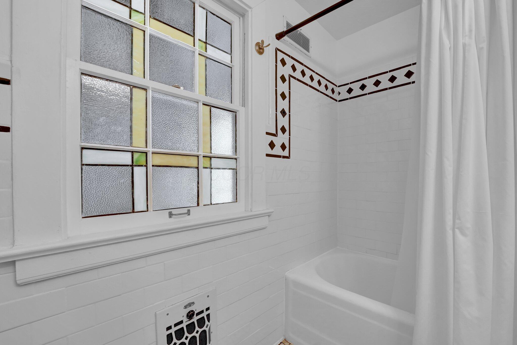 Columbus, Ohio, 43202, United States, 4 Bedrooms Bedrooms, ,4 BathroomsBathrooms,Residential,Active,1748765