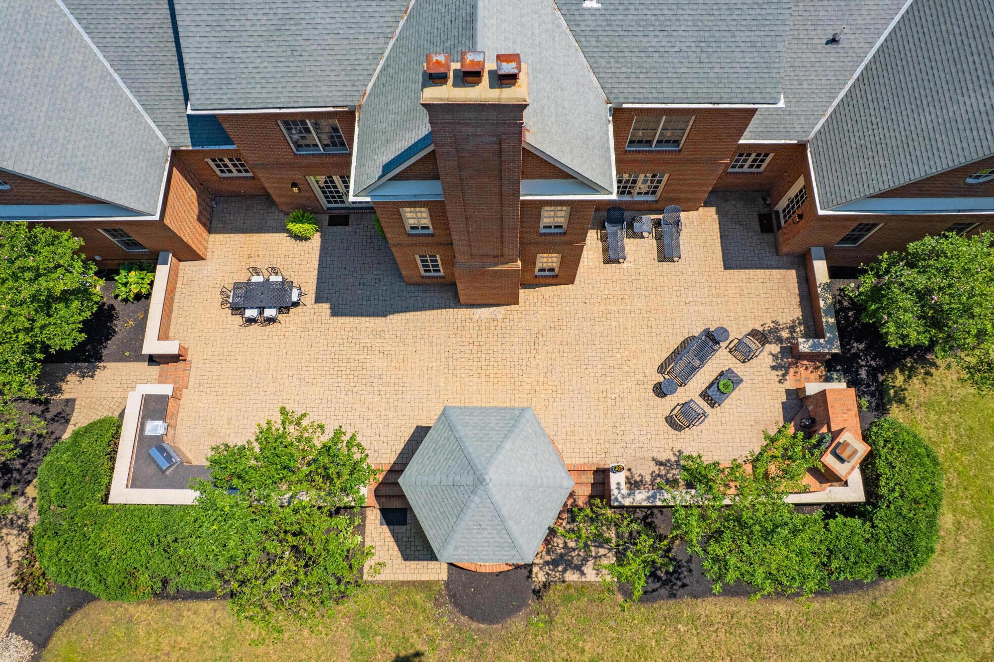 Sunbury, Ohio, 43074, United States, 5 Bedrooms Bedrooms, ,7 BathroomsBathrooms,Residential,Active,1912834