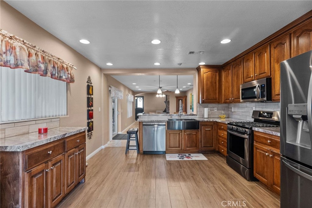 Palmdale, California, 93551, United States, ,4 BathroomsBathrooms,Residential,Active,1852745