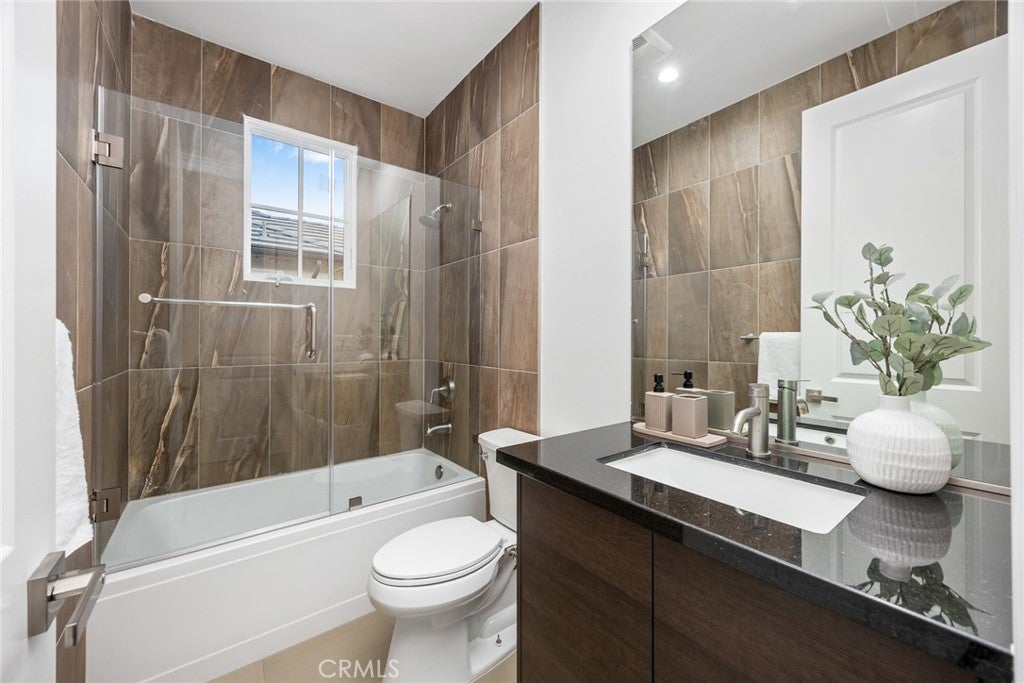 Temple City, California, 91780, United States, 4 Bedrooms Bedrooms, ,5 BathroomsBathrooms,Residential,Active,2016702