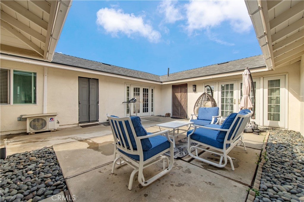 La Verne, California, 91750, United States, 5 Bedrooms Bedrooms, ,4 BathroomsBathrooms,Residential,Active,1965796