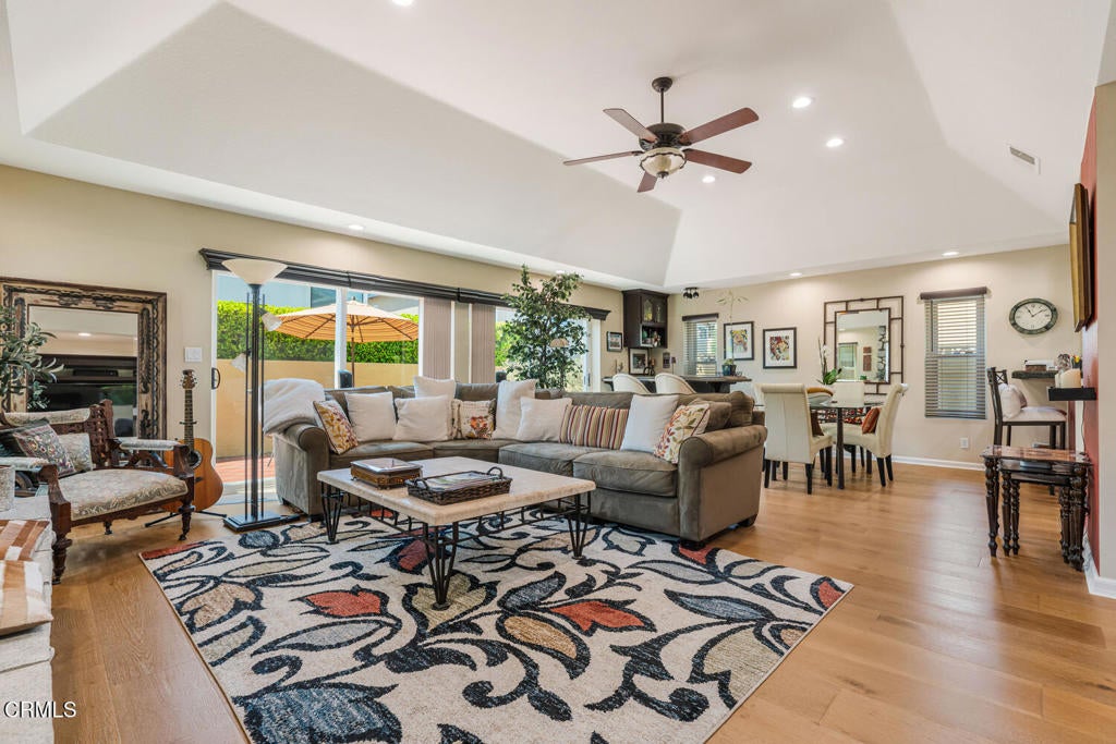 Oxnard, California, 93035, United States, 5 Bedrooms Bedrooms, ,4 BathroomsBathrooms,Residential,Active,1899886