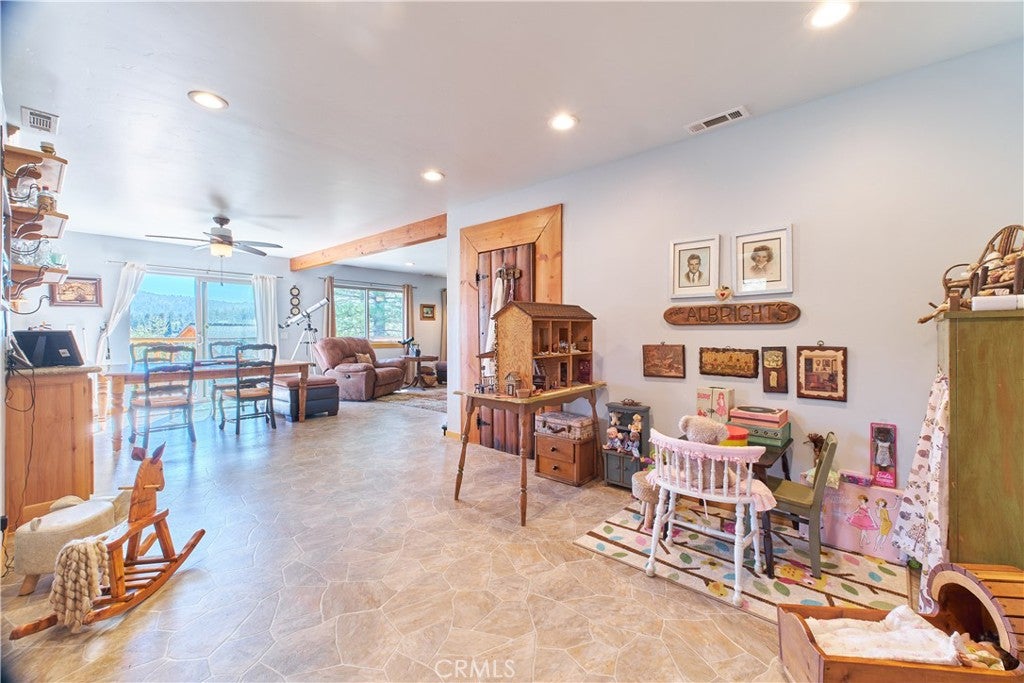 Big Bear Lake, California, 92315, United States, 7 Bedrooms Bedrooms, ,5 BathroomsBathrooms,Residential,Active,1824542