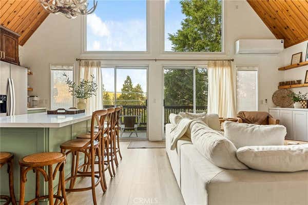 837 GRASS VALLEY RD, LAKE ARROWHEAD, CA 92352 - Image 1