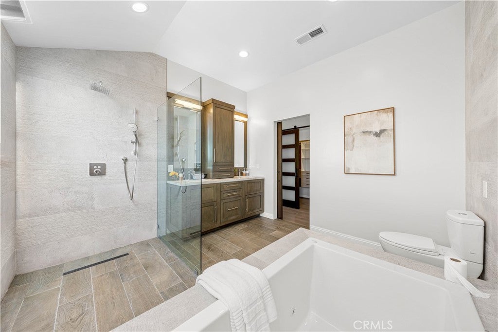 Diamond Bar, California, 91765, United States, 5 Bedrooms Bedrooms, ,4 BathroomsBathrooms,Residential,Active,2006856