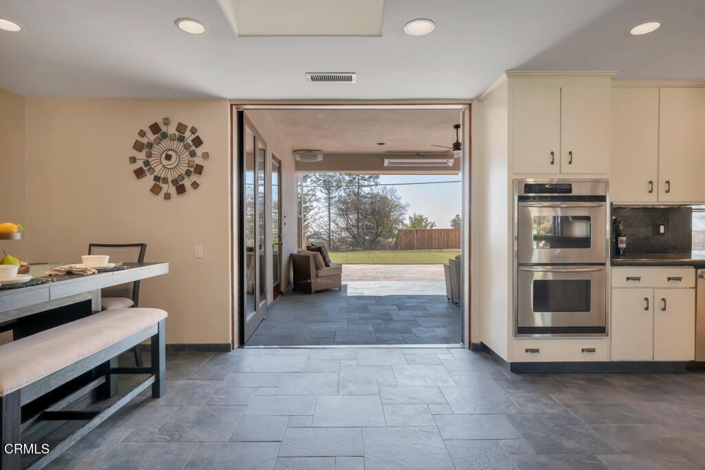 Camarillo, California, 93010, United States, 5 Bedrooms Bedrooms, ,5 BathroomsBathrooms,Residential,Active,1905055