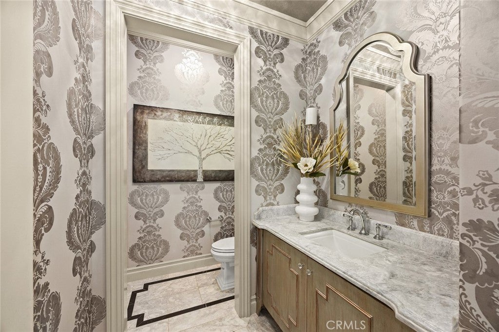 Arcadia, California, 91006, United States, 5 Bedrooms Bedrooms, ,6 BathroomsBathrooms,Residential,Active,1859344