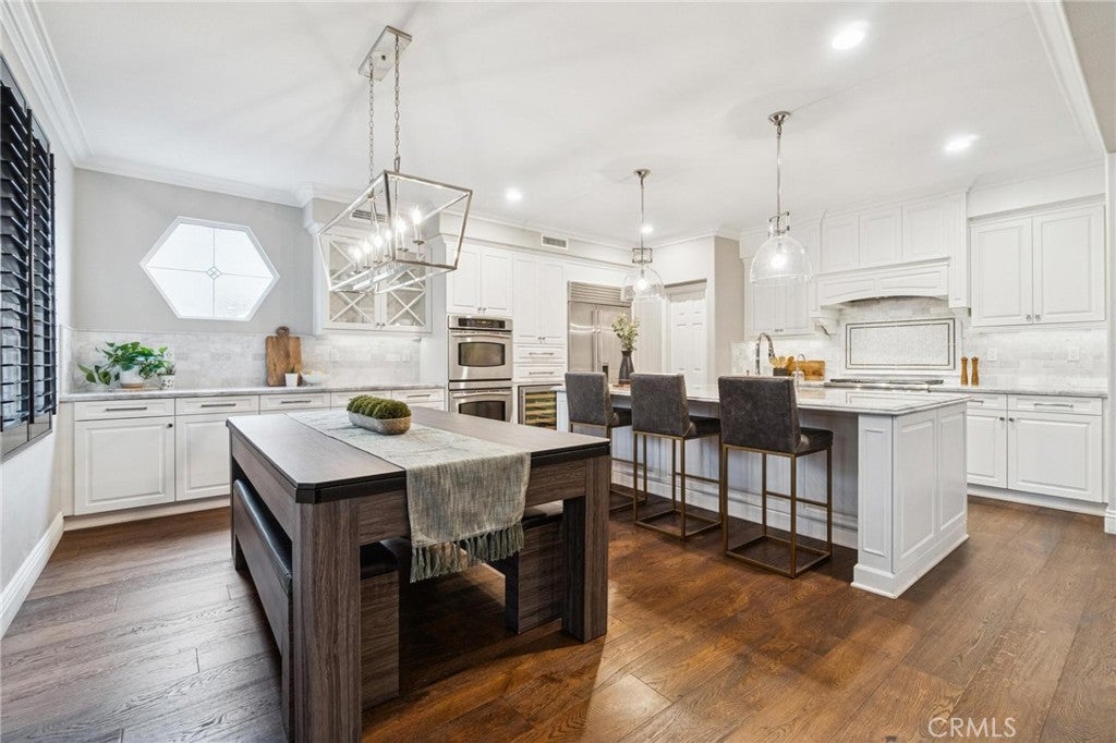 Valencia, California, 91354, United States, 6 Bedrooms Bedrooms, ,6 BathroomsBathrooms,Residential,Active,2008301