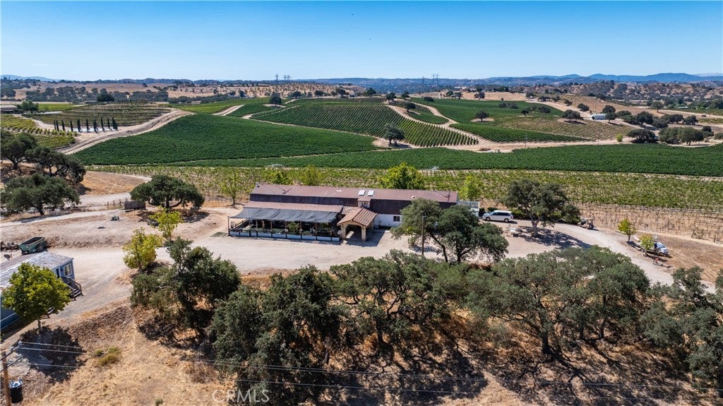 Paso Robles, California, 93446, United States, 4 Bedrooms Bedrooms, ,3 BathroomsBathrooms,Residential,Active,1944280