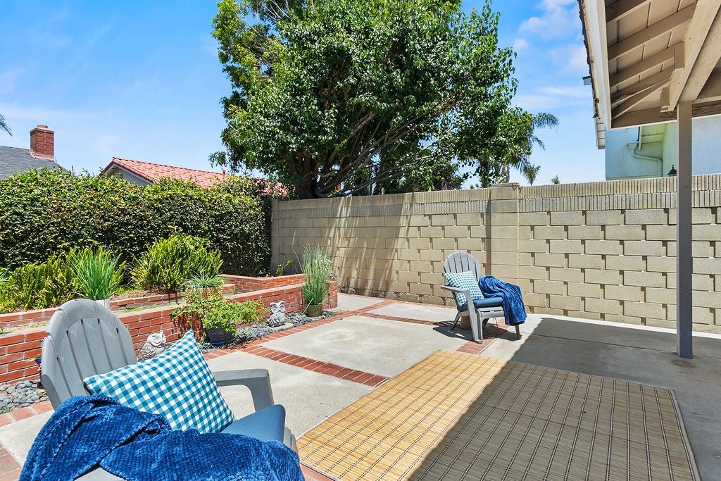 Seal Beach, California, 90740, United States, 4 Bedrooms Bedrooms, ,2 BathroomsBathrooms,Residential,Active,1900161