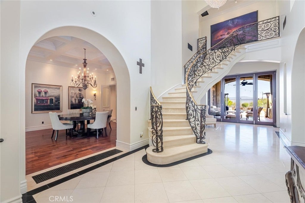 Valencia, California, 91381, United States, 7 Bedrooms Bedrooms, ,10 BathroomsBathrooms,Residential,Active,1959930