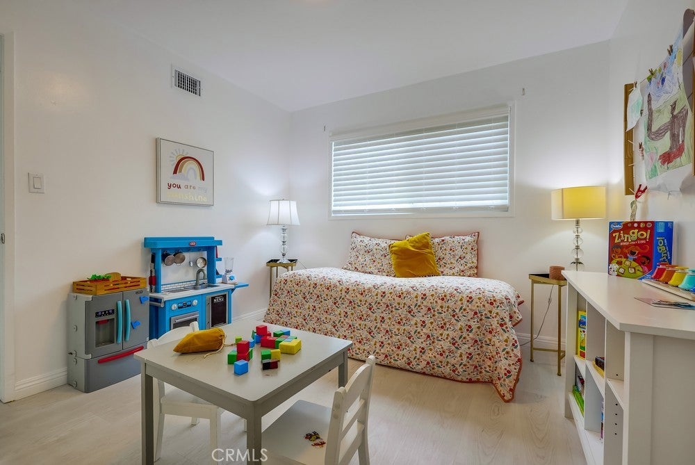 Garden Grove, California, 92845, United States, 5 Bedrooms Bedrooms, ,2 BathroomsBathrooms,Residential,Active,1927673