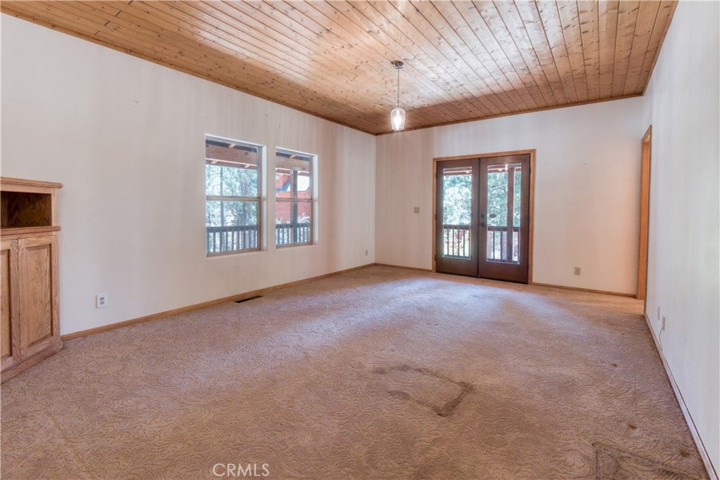 Big Bear Lake, California, 92315, United States, 4 Bedrooms Bedrooms, ,3 BathroomsBathrooms,Residential,Active,1919050