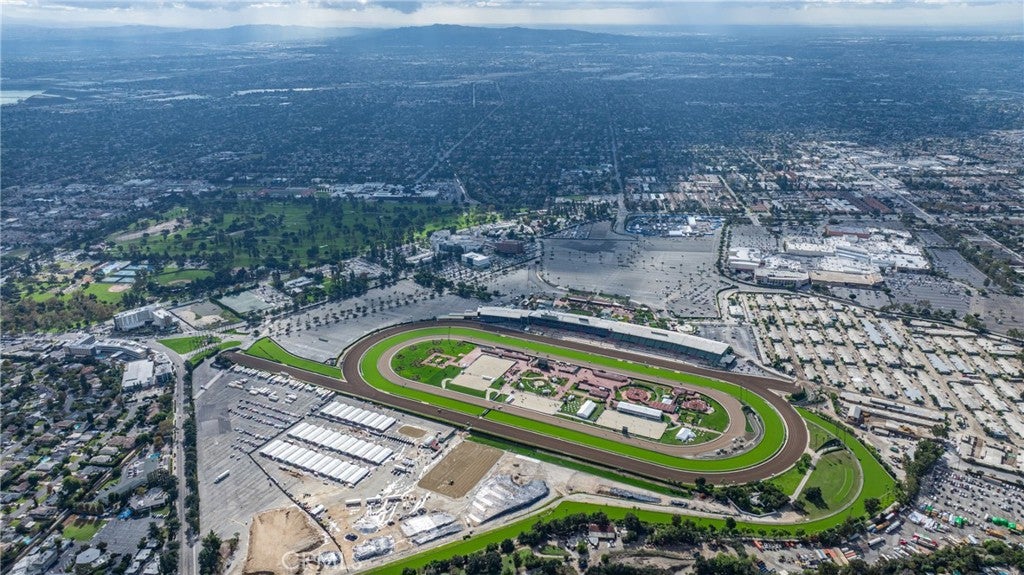 Arcadia, California, 91006, United States, 4 Bedrooms Bedrooms, ,4 BathroomsBathrooms,Residential,Active,1997620