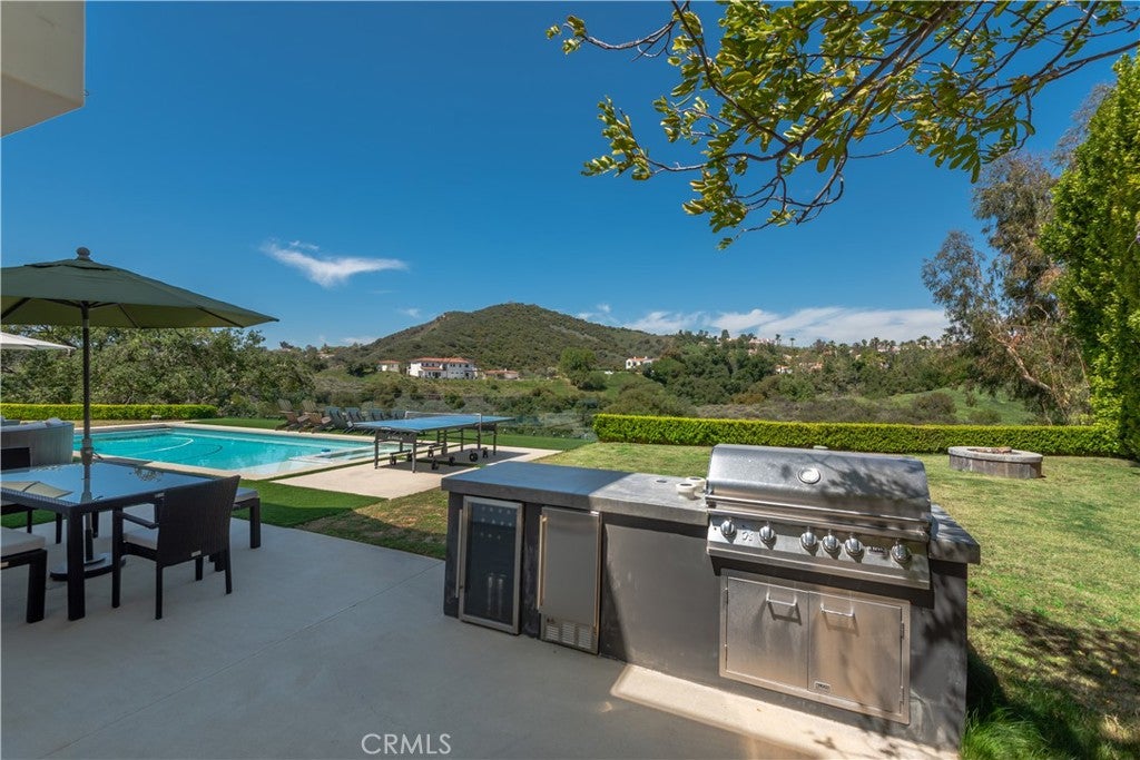 Calabasas, California, 91302, United States, 5 Bedrooms Bedrooms, ,5 BathroomsBathrooms,Residential,Active,1806958