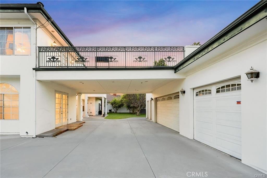 Arcadia, California, 91007, United States, 7 Bedrooms Bedrooms, ,9 BathroomsBathrooms,Residential,Active,1943808