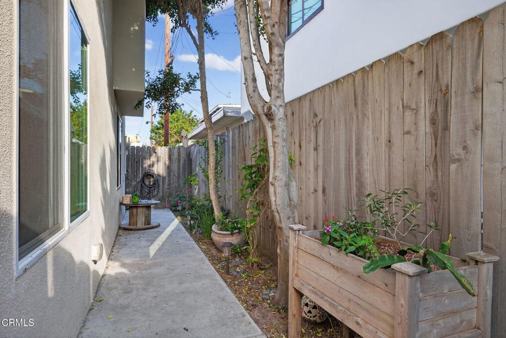 Oxnard, California, 93035, United States, 3 Bedrooms Bedrooms, ,3 BathroomsBathrooms,Residential,Active,2001363